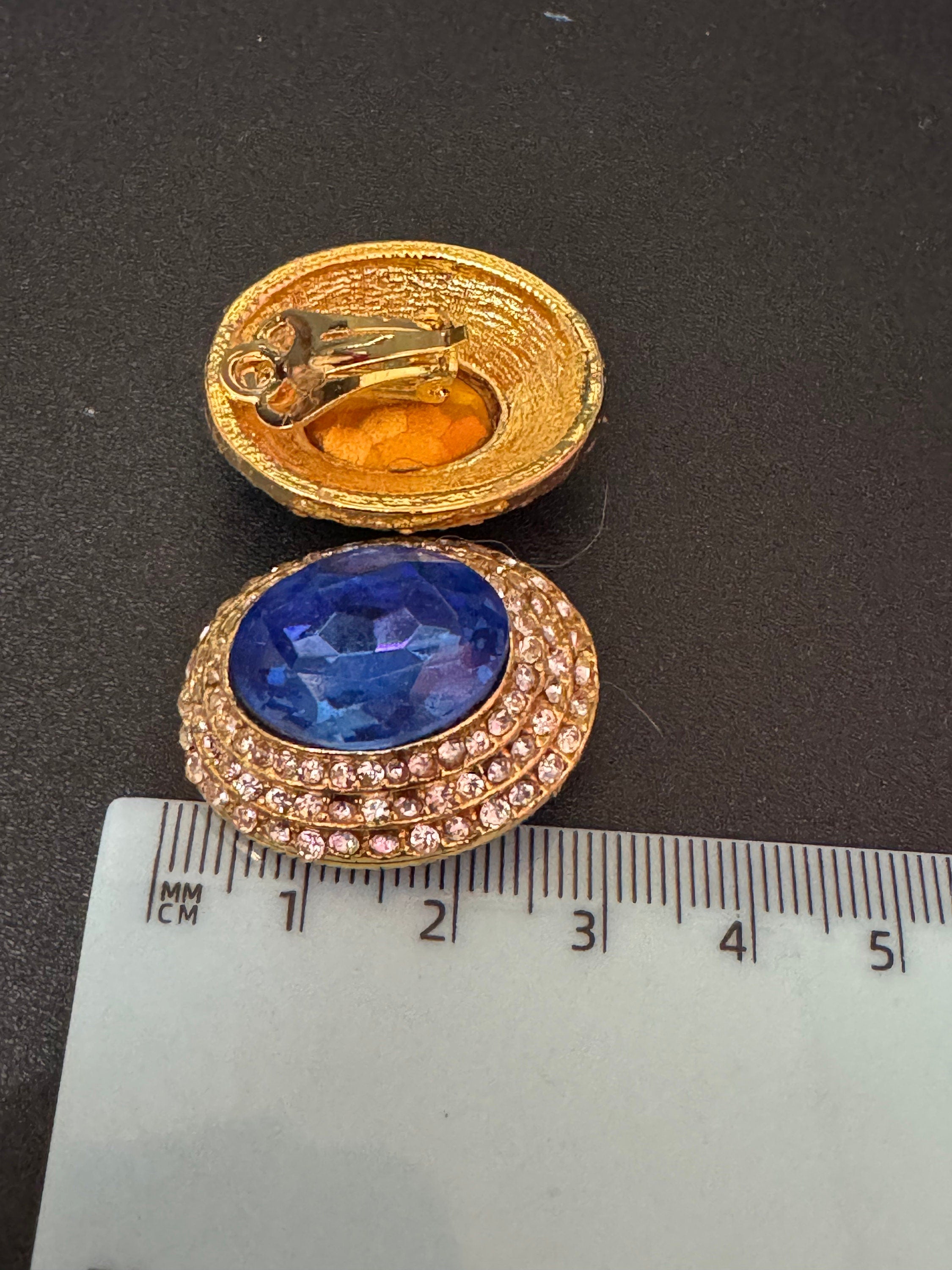 Vintage Swarovski Crystal Jewelry Set: Sapphire Blue Gold Tone Necklace & Clip On Earrings