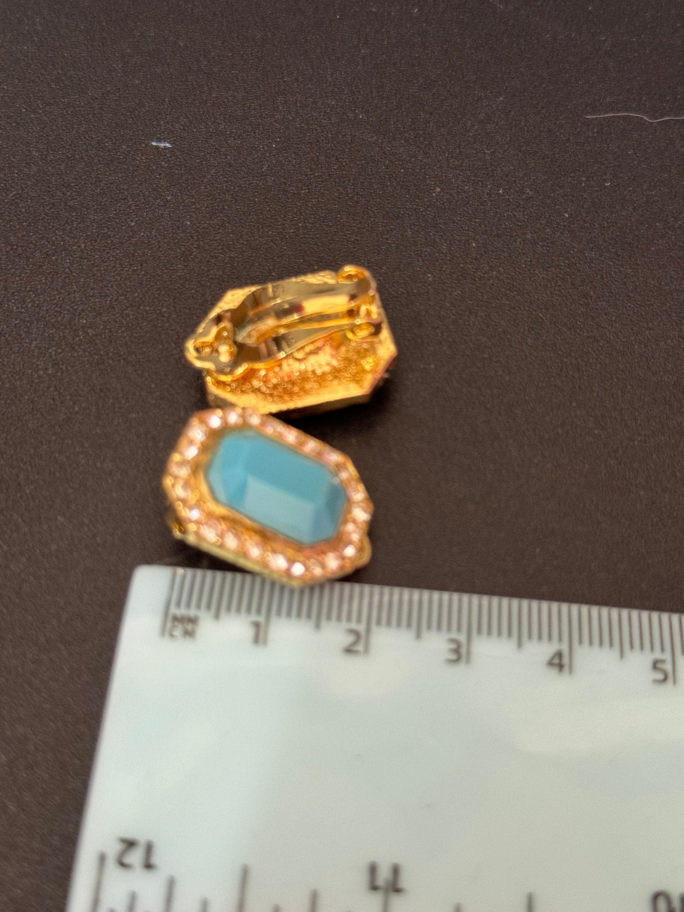 Vintage turquoise & clear genuine Swarovski crystal octagon detailing gold tone necklace and clip on earrings jewellery set