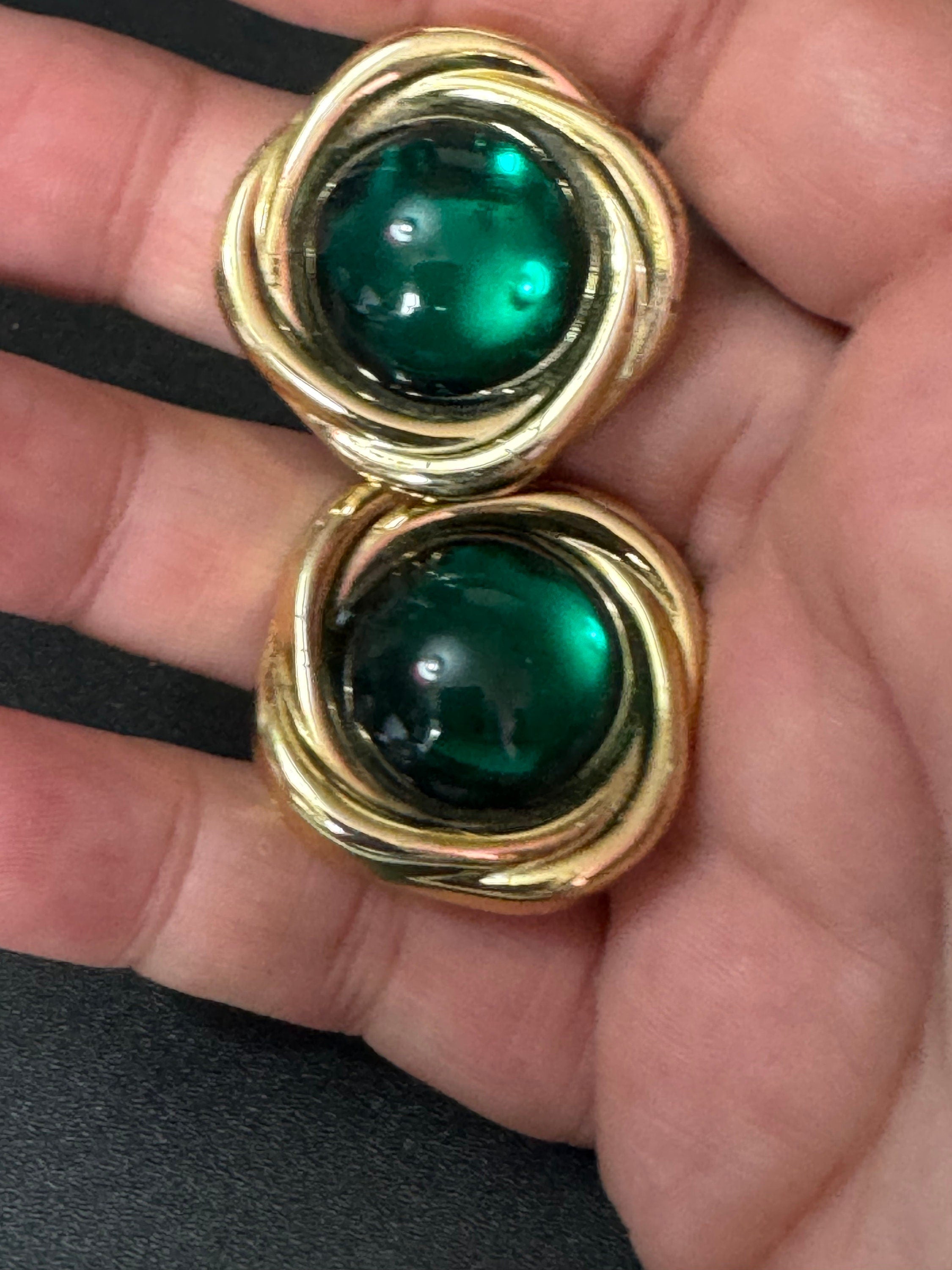 Vintage oversized squared gold tone bright green cabochon large button clip on earrings lightweight plastic 2.5cm Etruscan