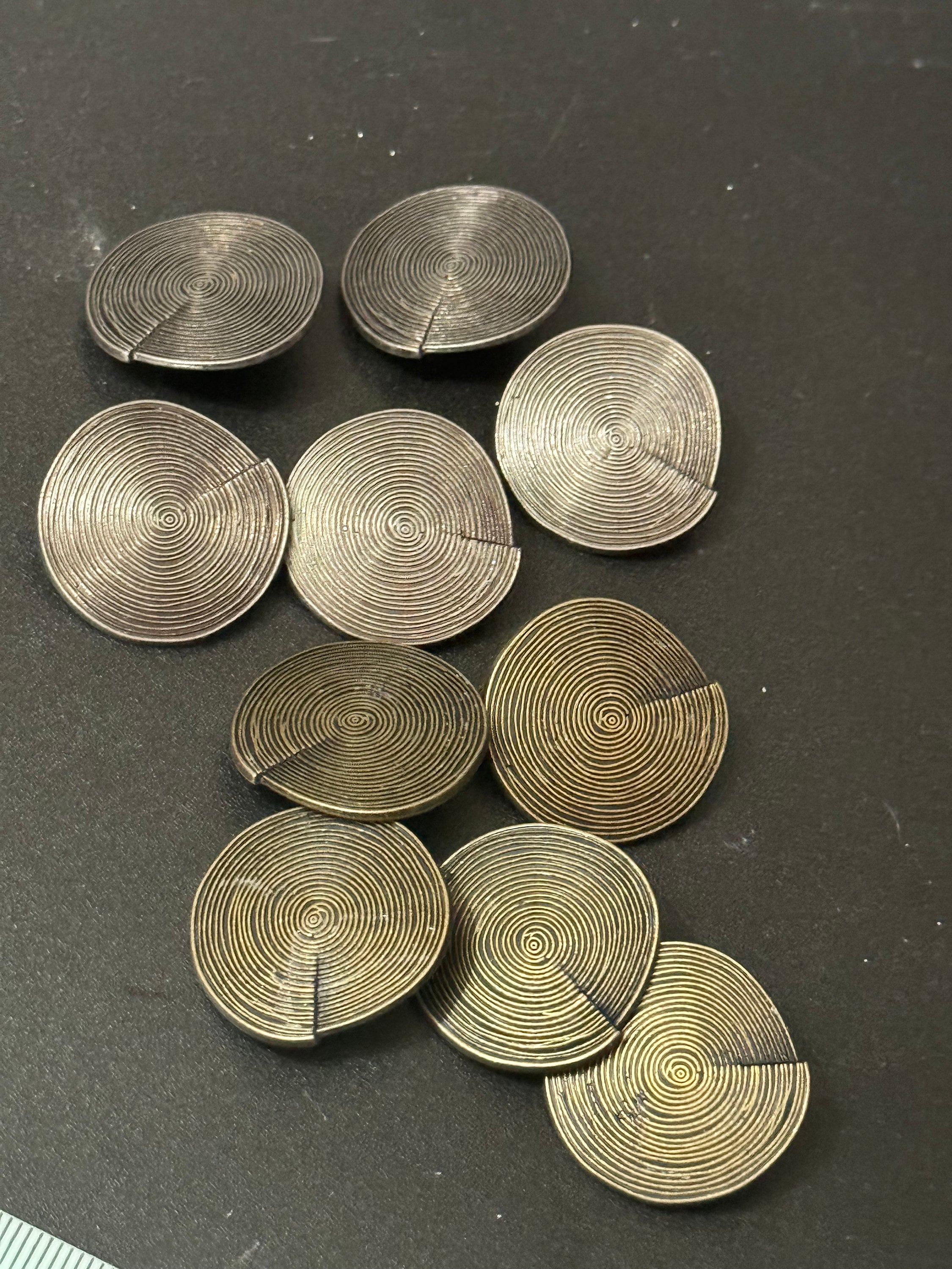 5 pack x 25mm antiqued metal dark silver tone round swirl coat buttons metal