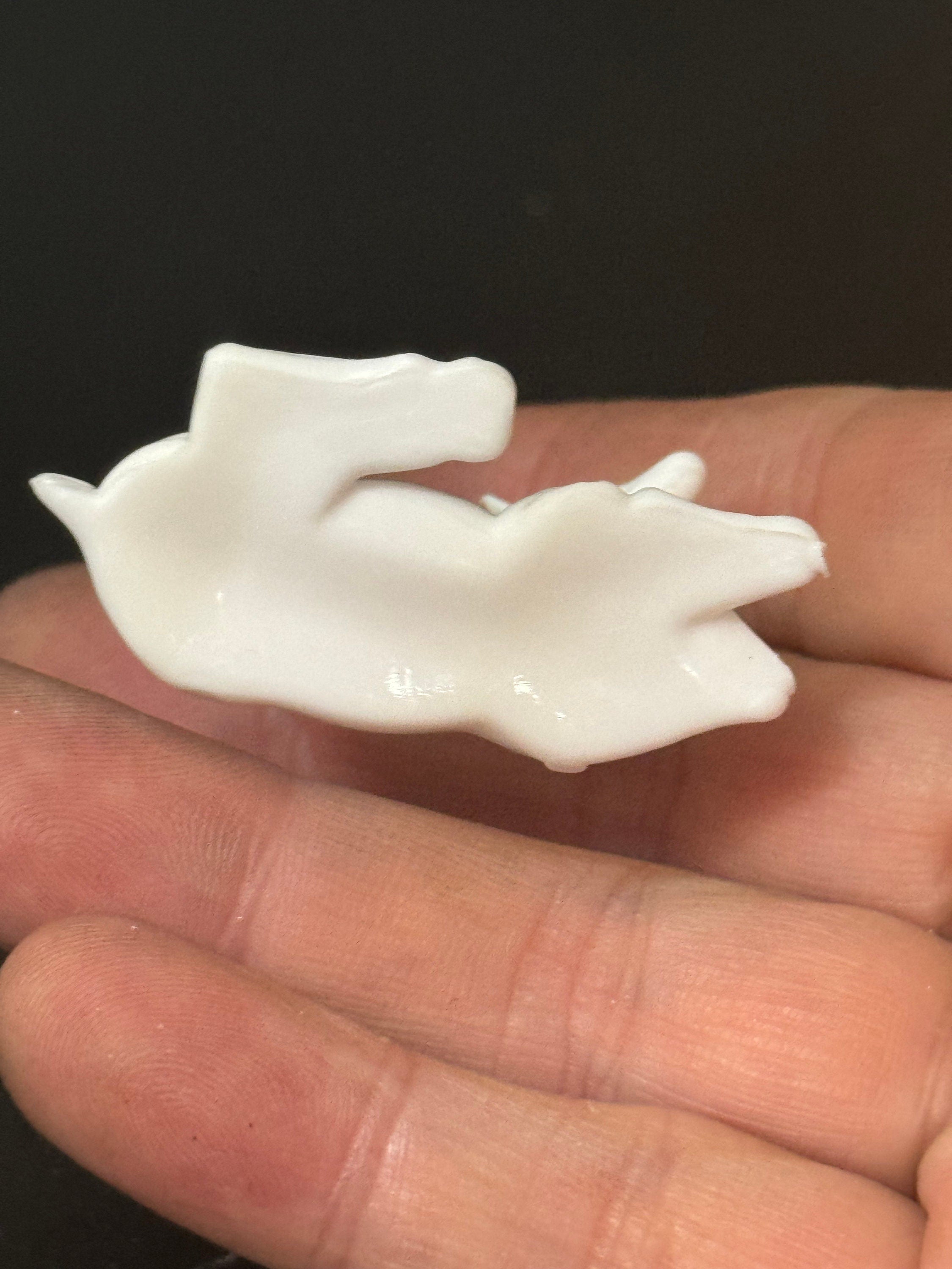 White Reindeer Cake Topper: Plastic Stag, Winter Woodland Decoration (4.5cm)