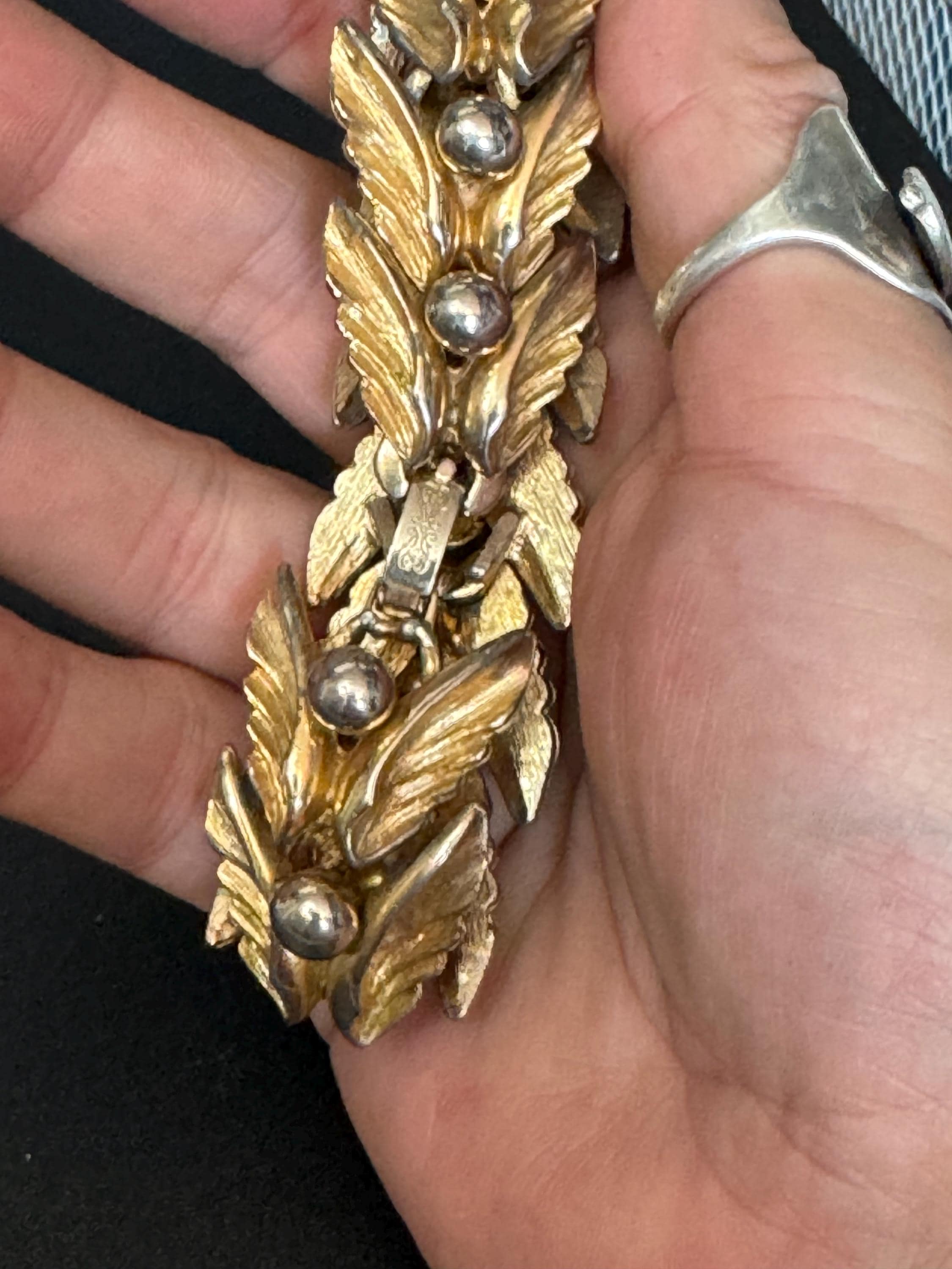 Vintage gold tone mid century textured ball and leaf design panel link wide bracelet