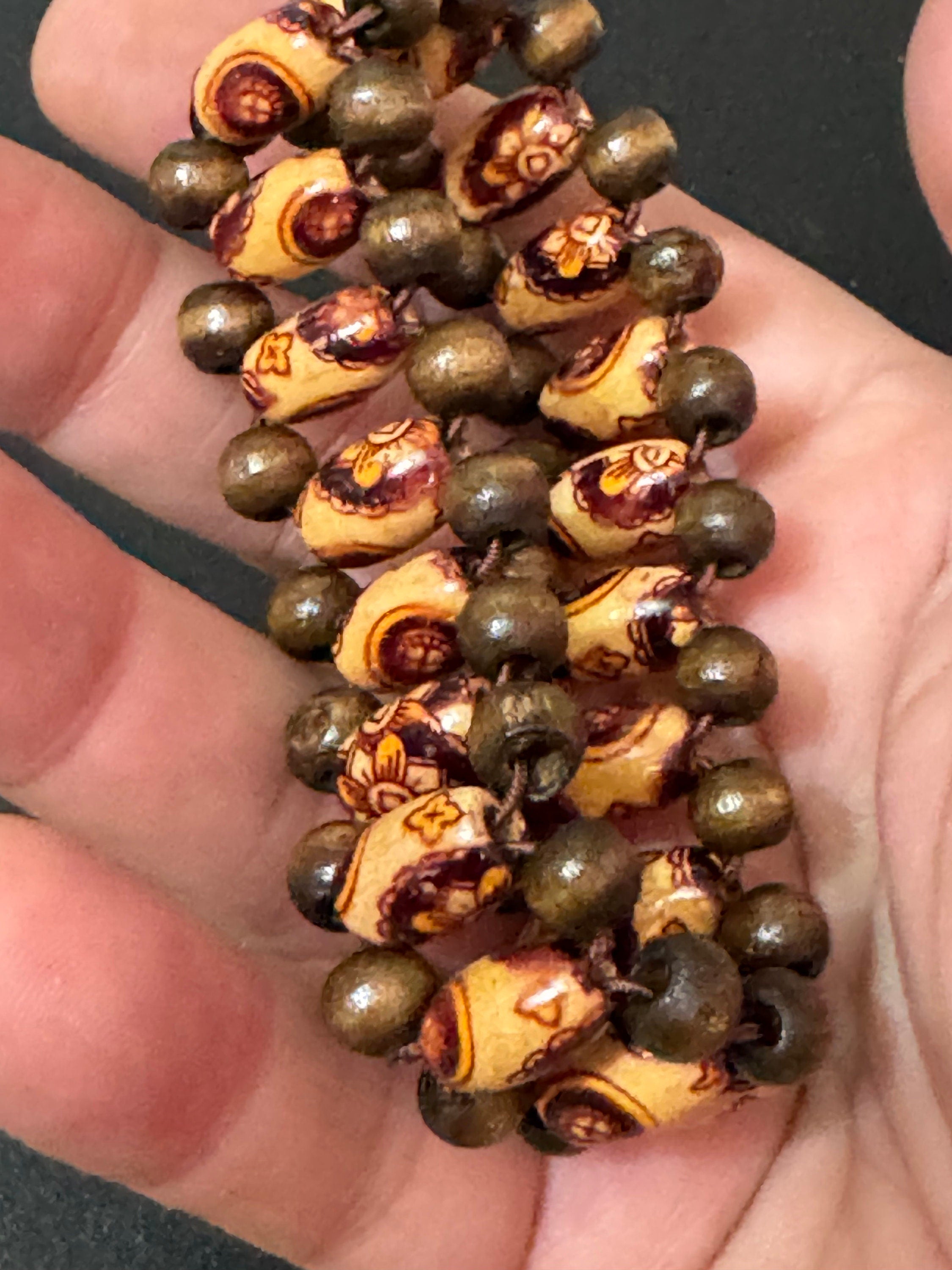 Boho Wood Beaded Stretch Bracelet: Retro Festival Jewelry