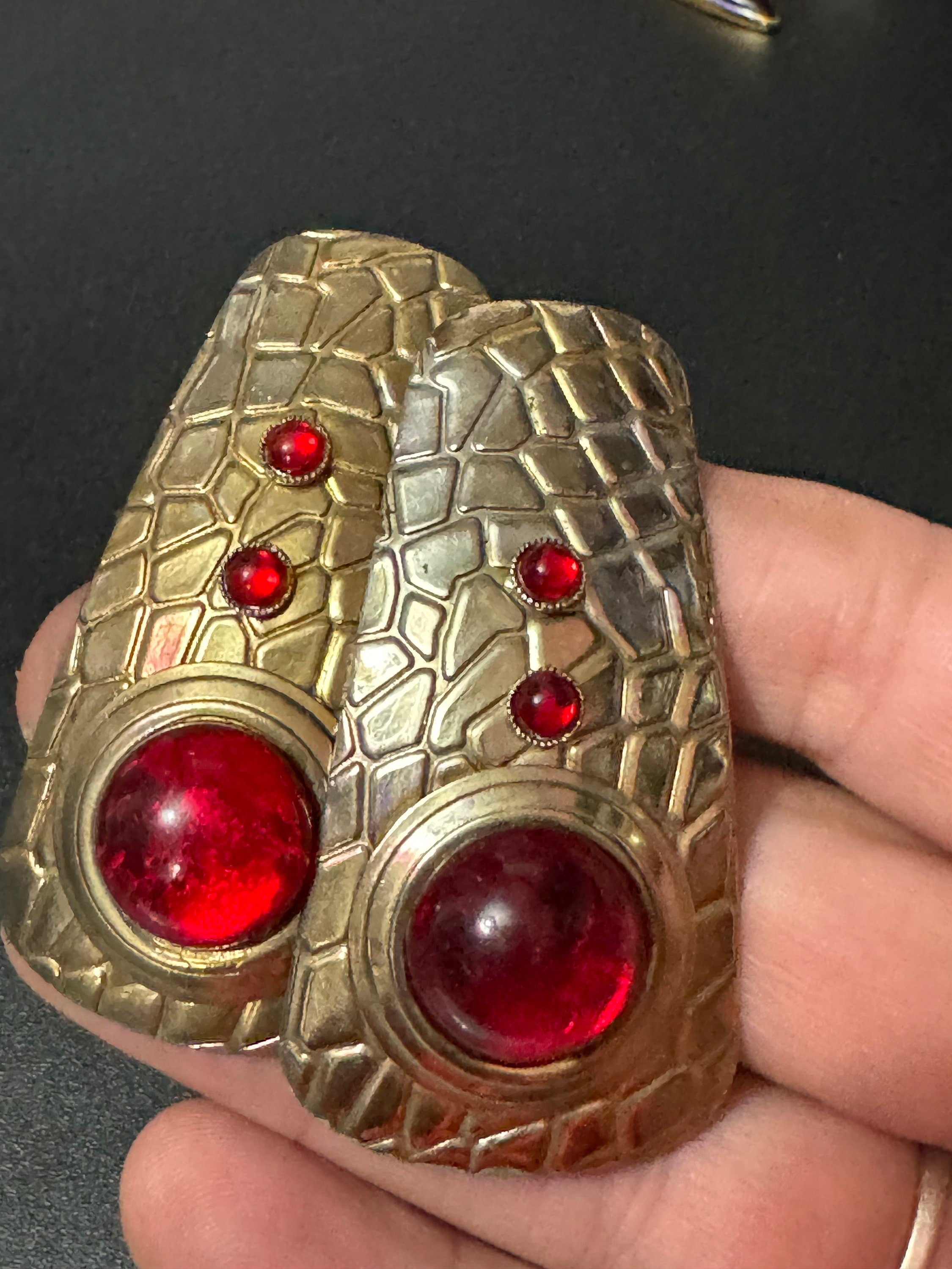 Vintage 1980s Gold tone red cabochon textured oversized pair dangly drop earrings pierced