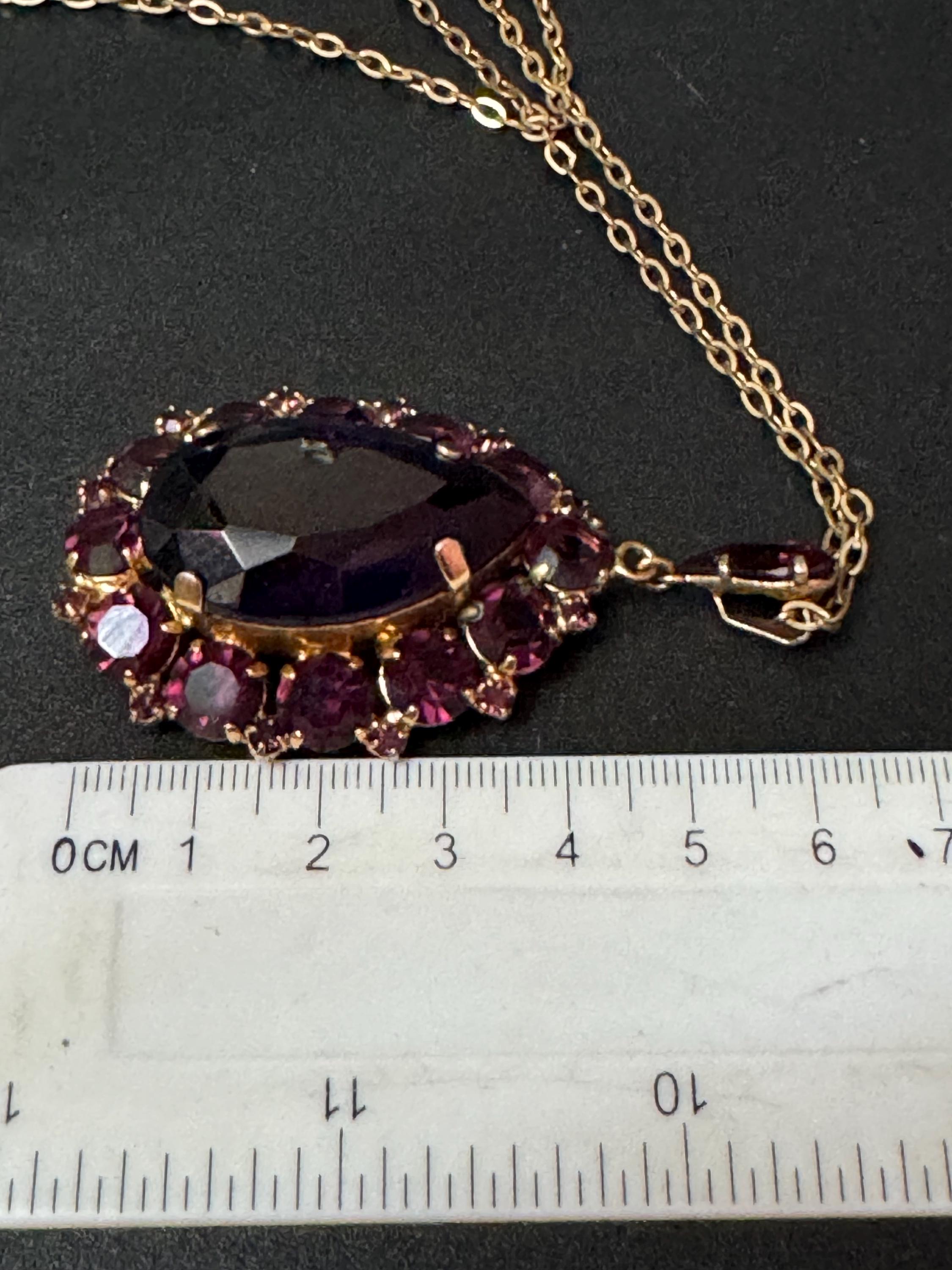 Vintage purple amethyst Glass gold tone metal rhinestone teardrop pendant on 60cm chain Necklace 1960s 1970s modernist