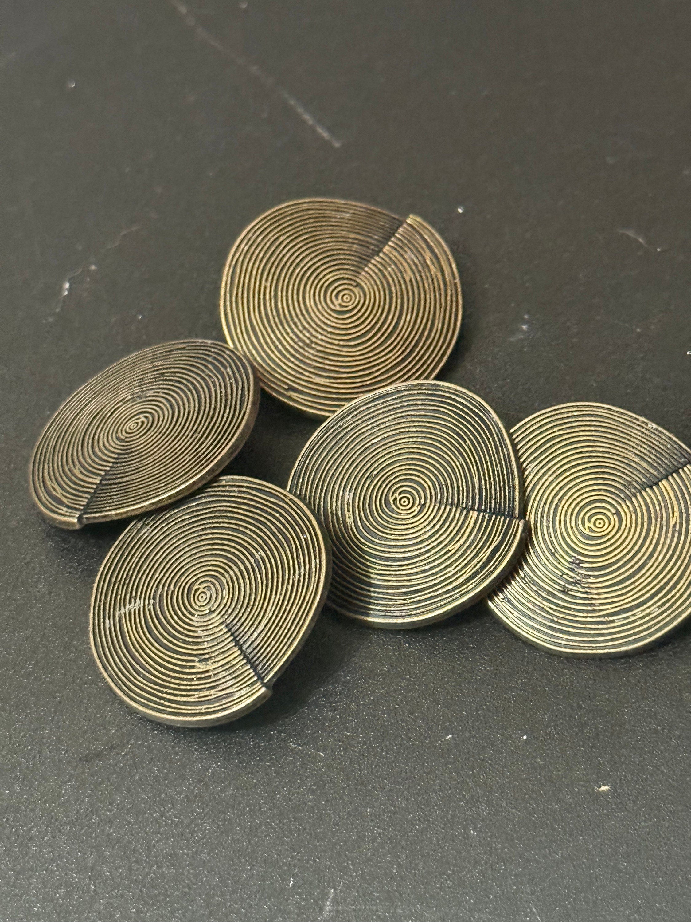 5 x 25mm antiqued brass dark gold tone round swirl coat buttons metal