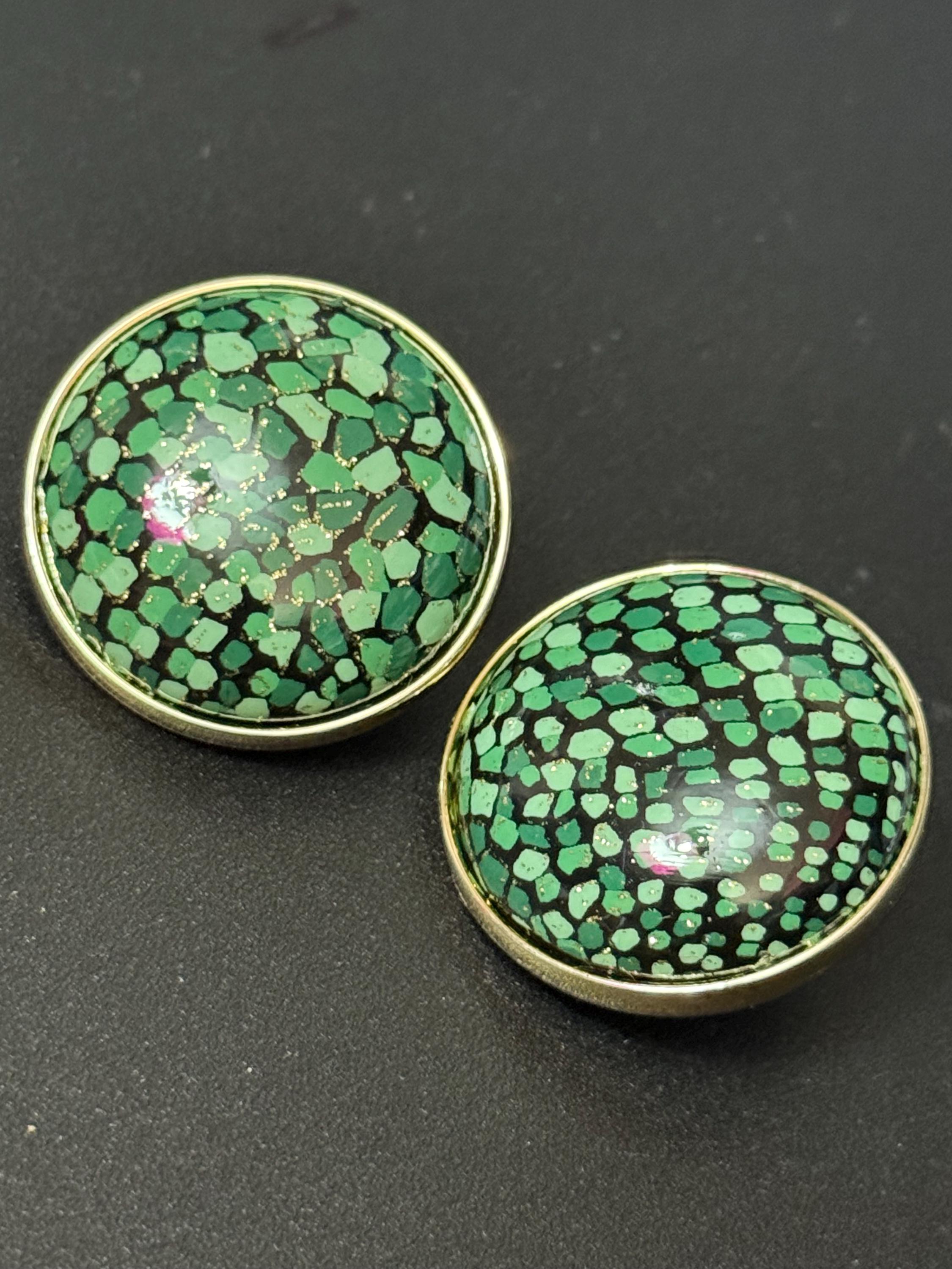 Vintage 1950s Green Faux Shagreen Clip On Earrings