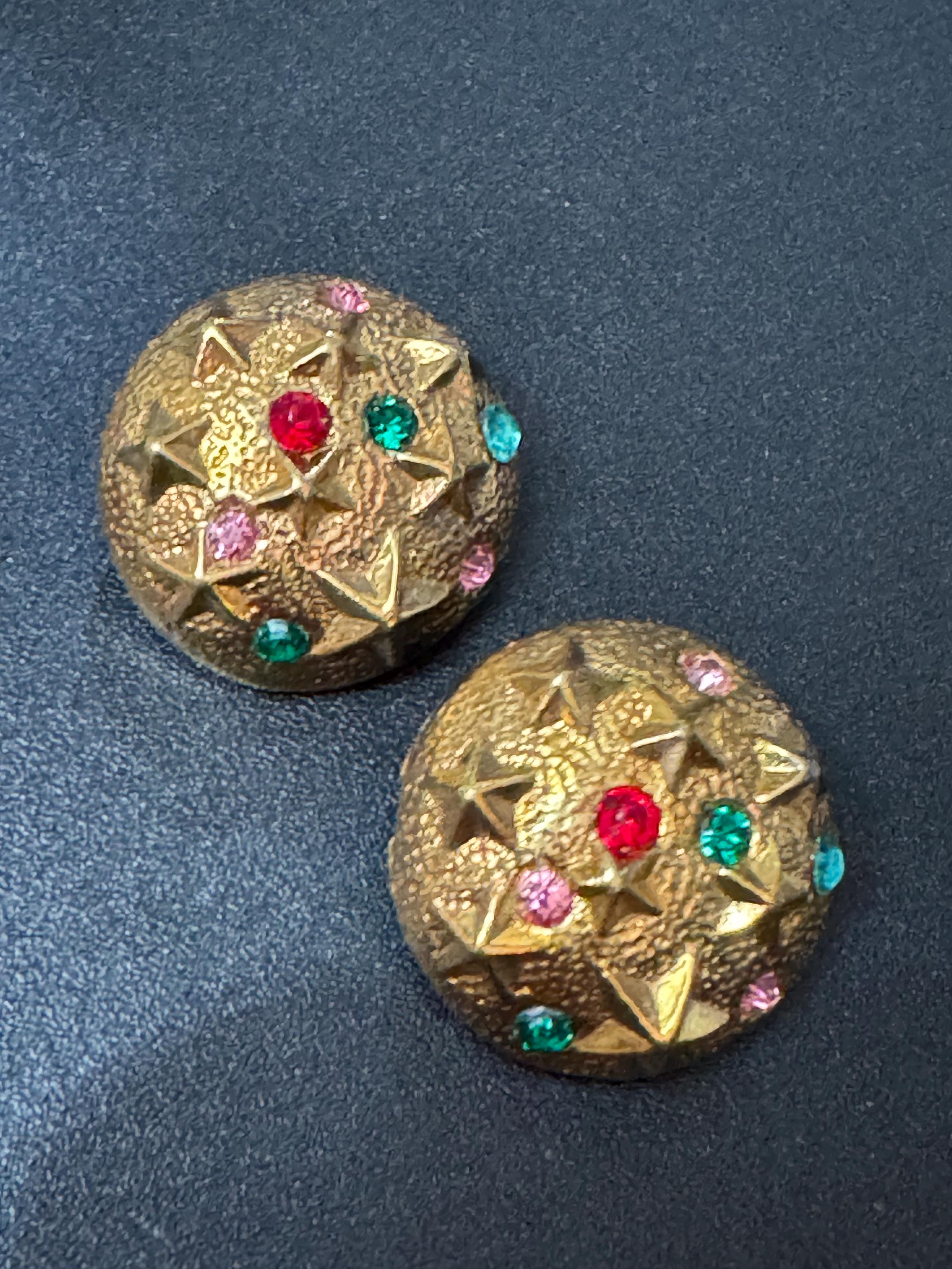 stunning True vintage gold tone domed rainbow diamanté starfish metal clip on earrings 1960s old shop stock nautical