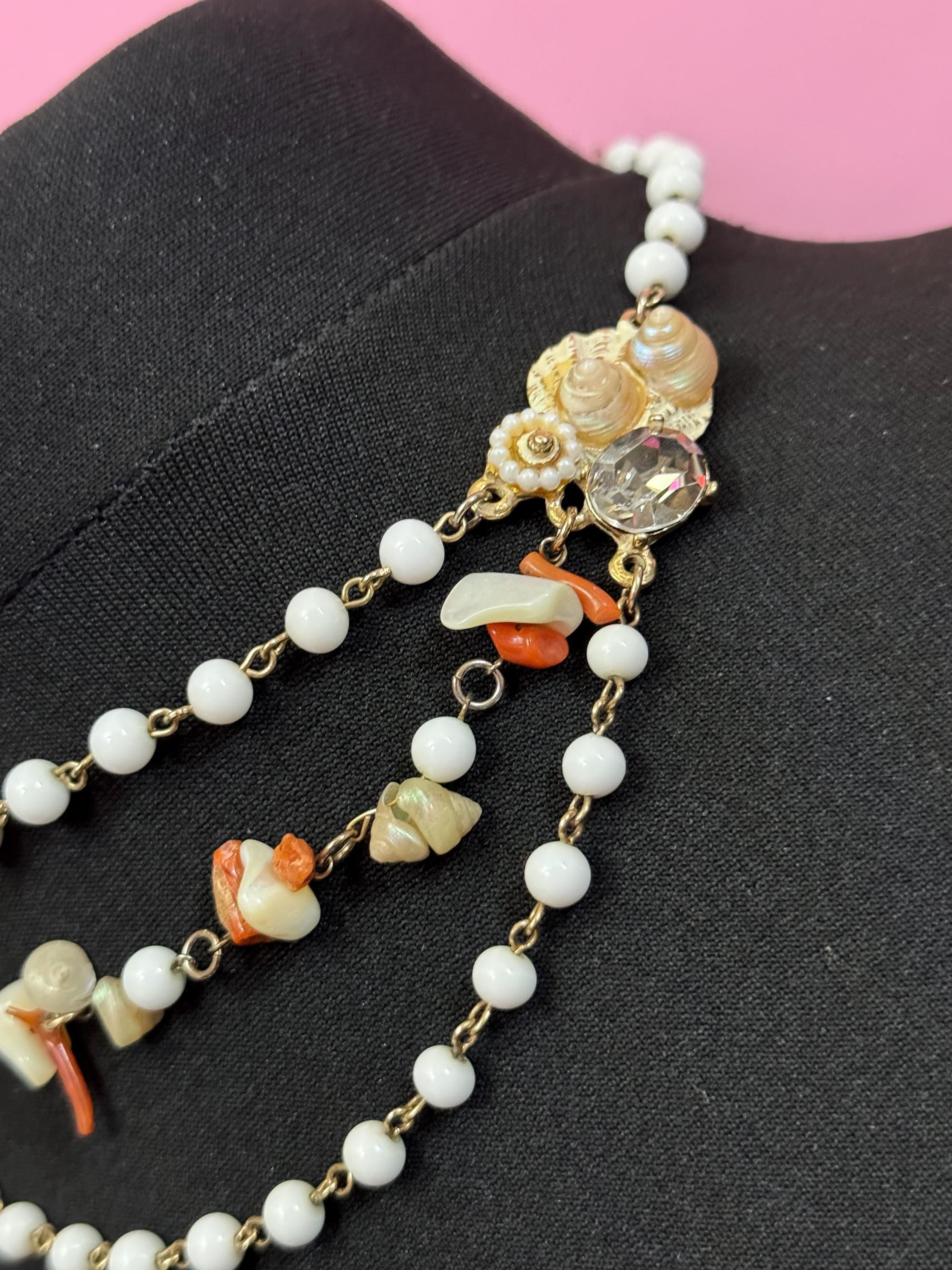 Signed ART Arthur Pepper Vintage white glass bead natural coral and shell seashell beaded necklace to 41cm
