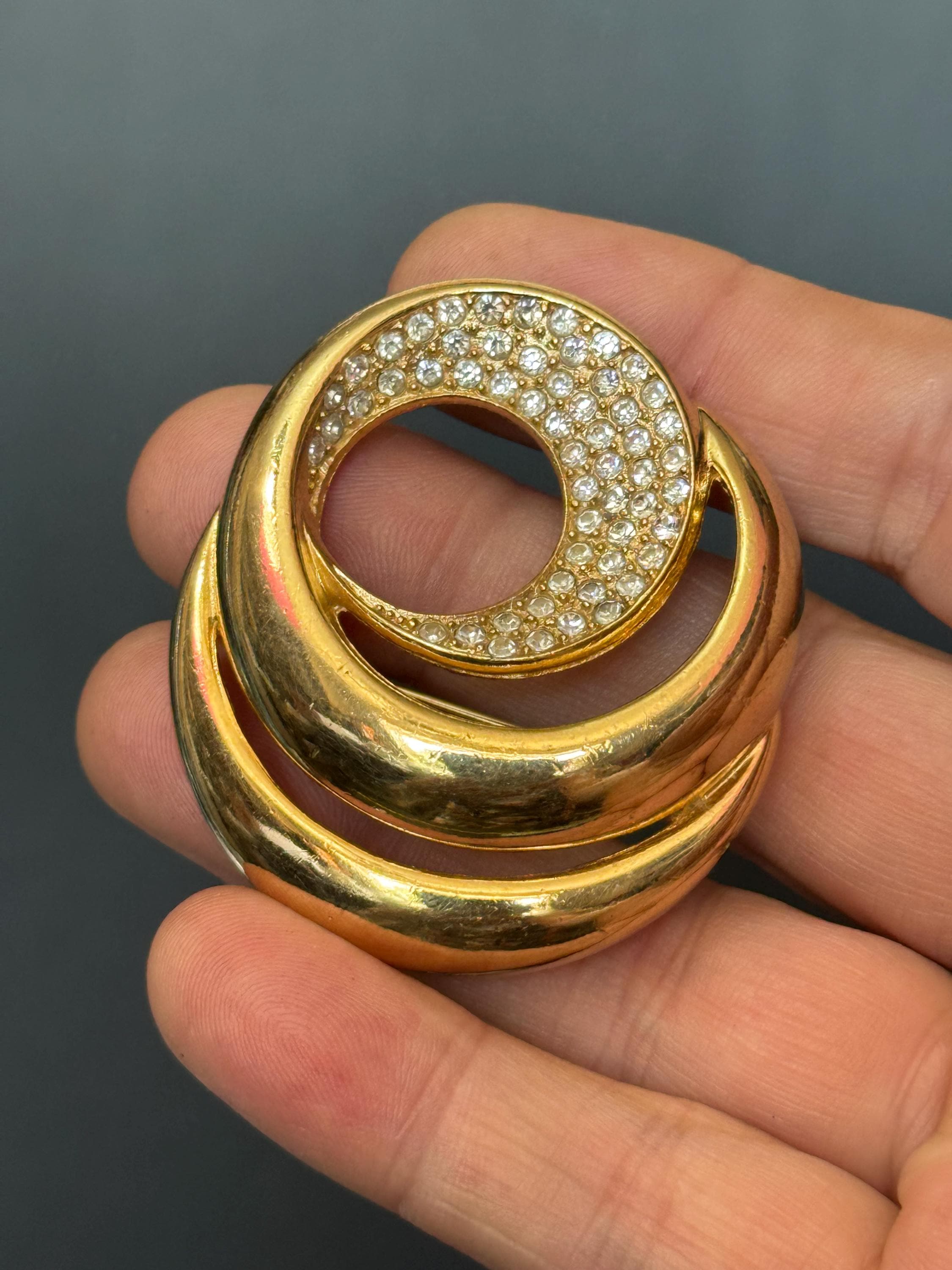 Signed GROSSE German Gold Tone Rhinestone Brooch