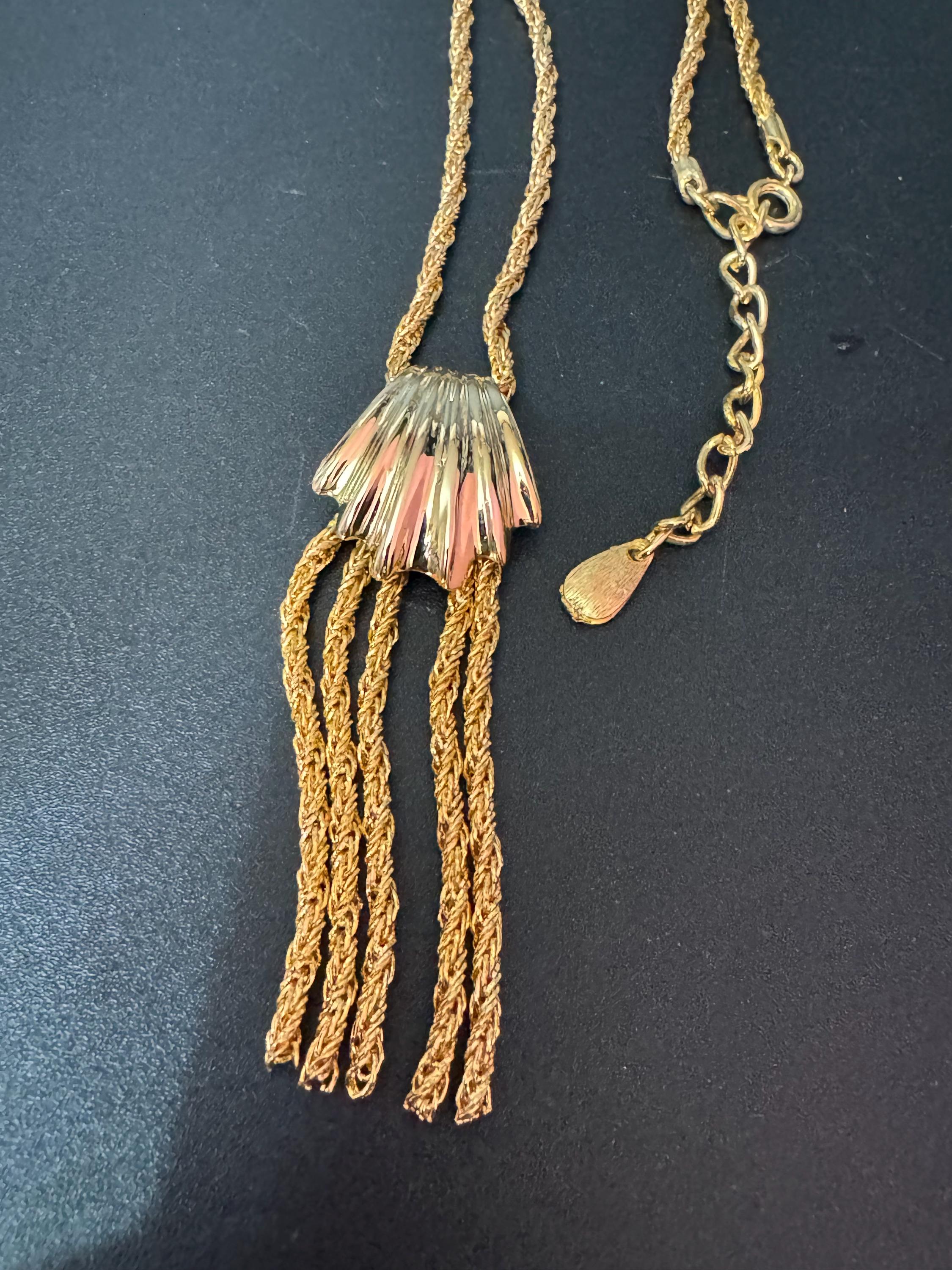 true Vintage gold plated rope chain lariat negligee long drop tassel necklace old shop stock