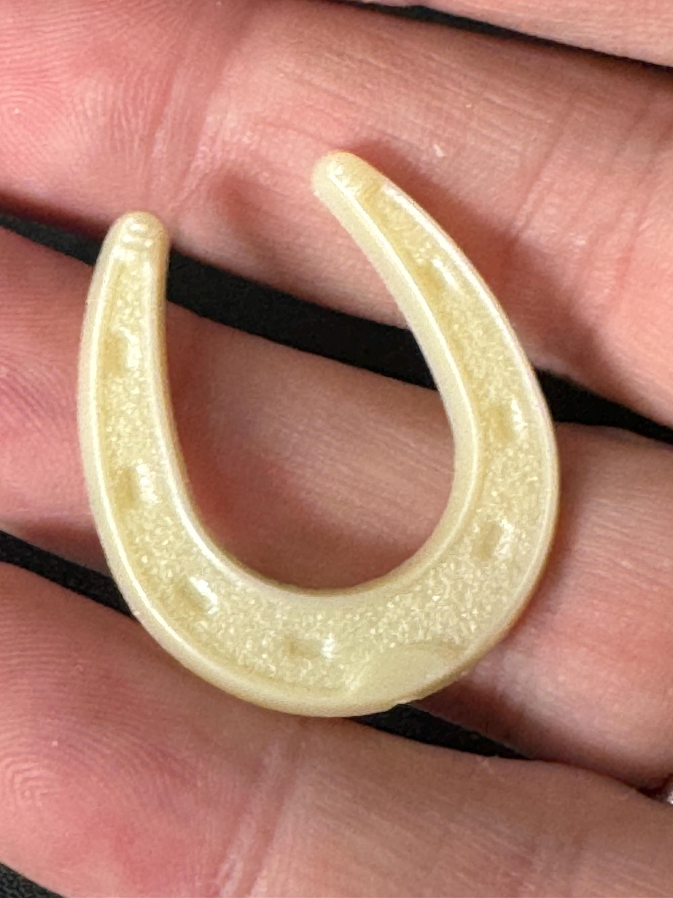 horse shoe Wedding Cake topper decoration Vintage baby warm cream plastic