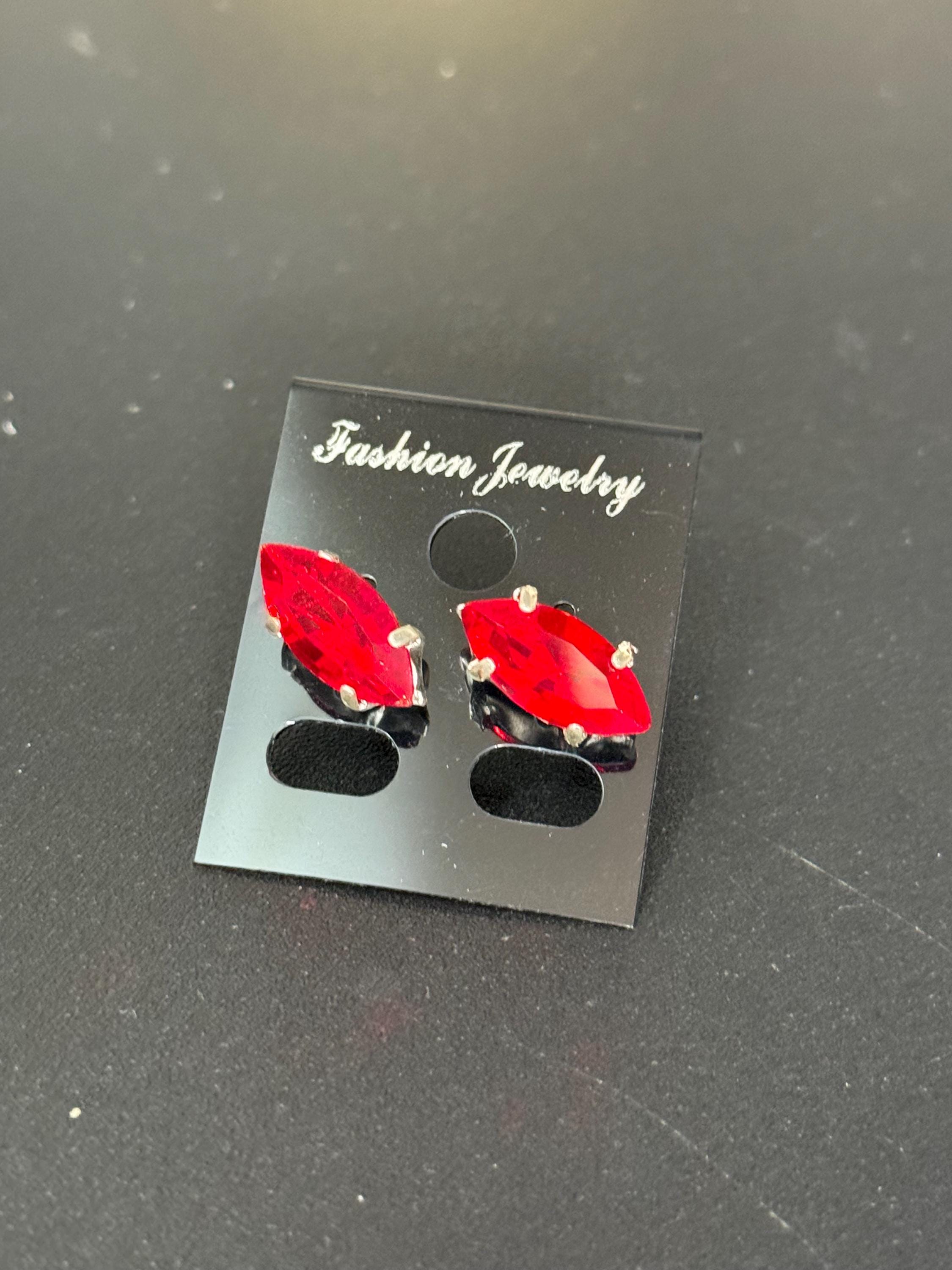 Ruby Red glass diamanté crystal earrings pierced 15mm