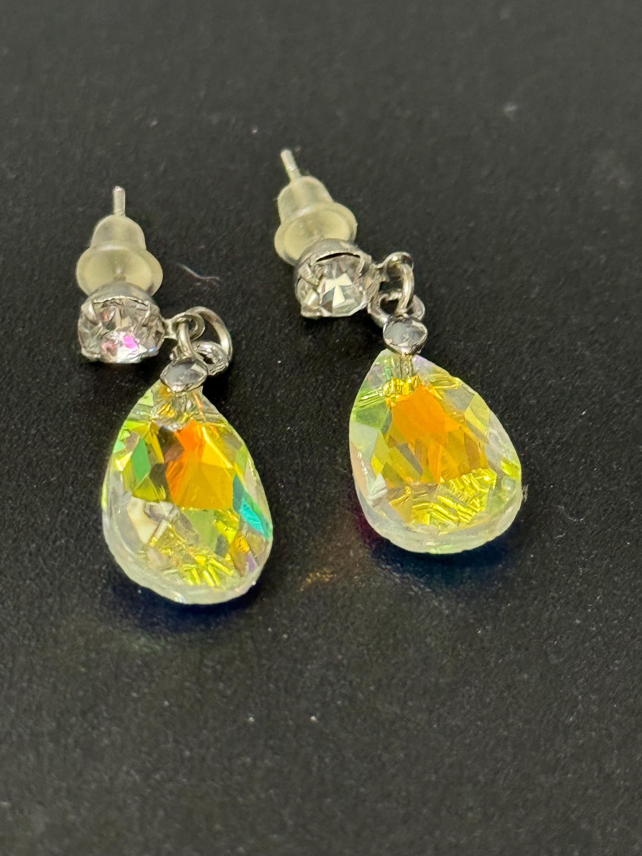 AB Crystal Teardrop Earrings: Retro Diamanté Dangly Earrings