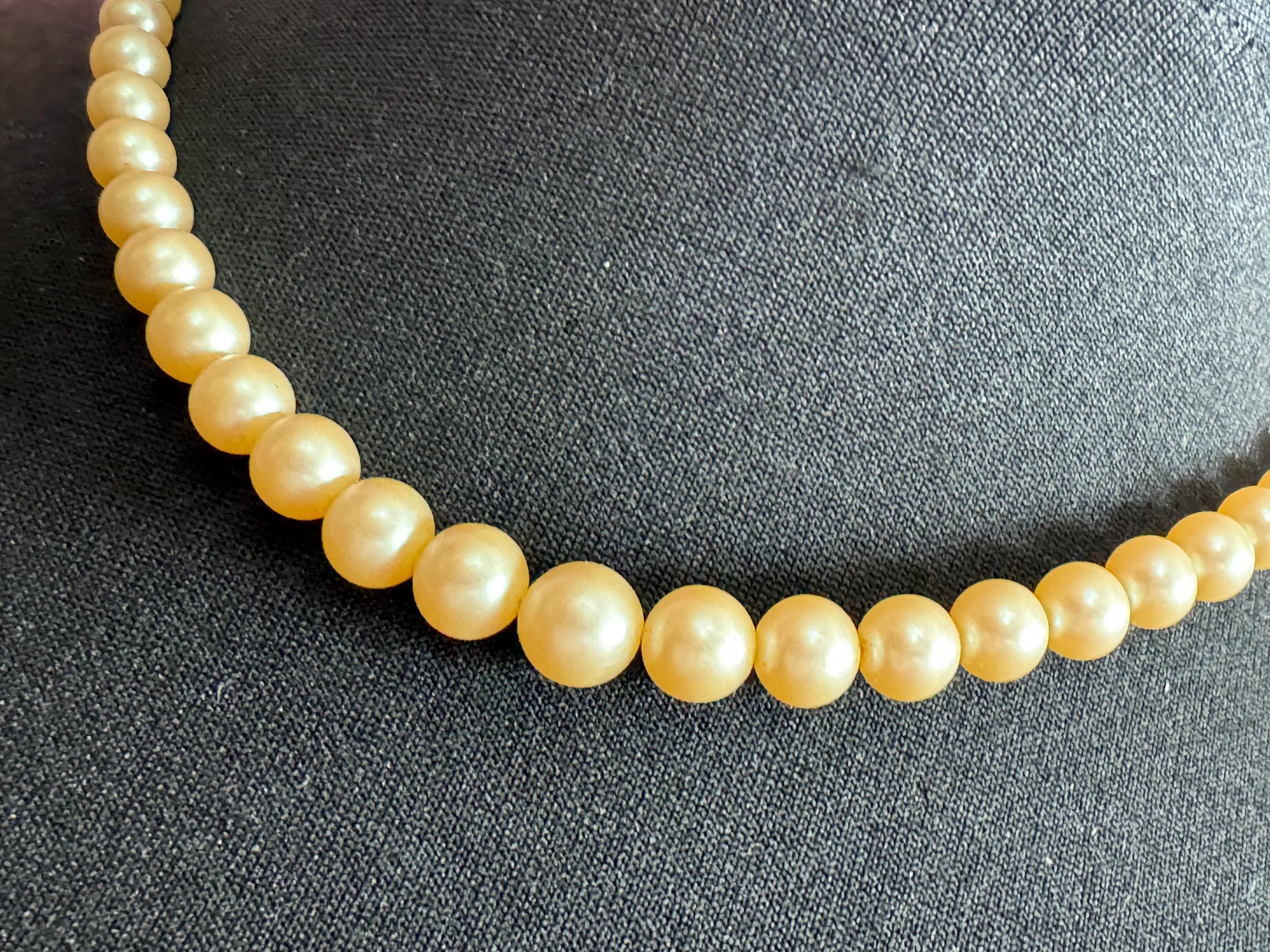 Vintage Cream Glass Pearl Necklace: Graduated Design, Gold Tone Clasp