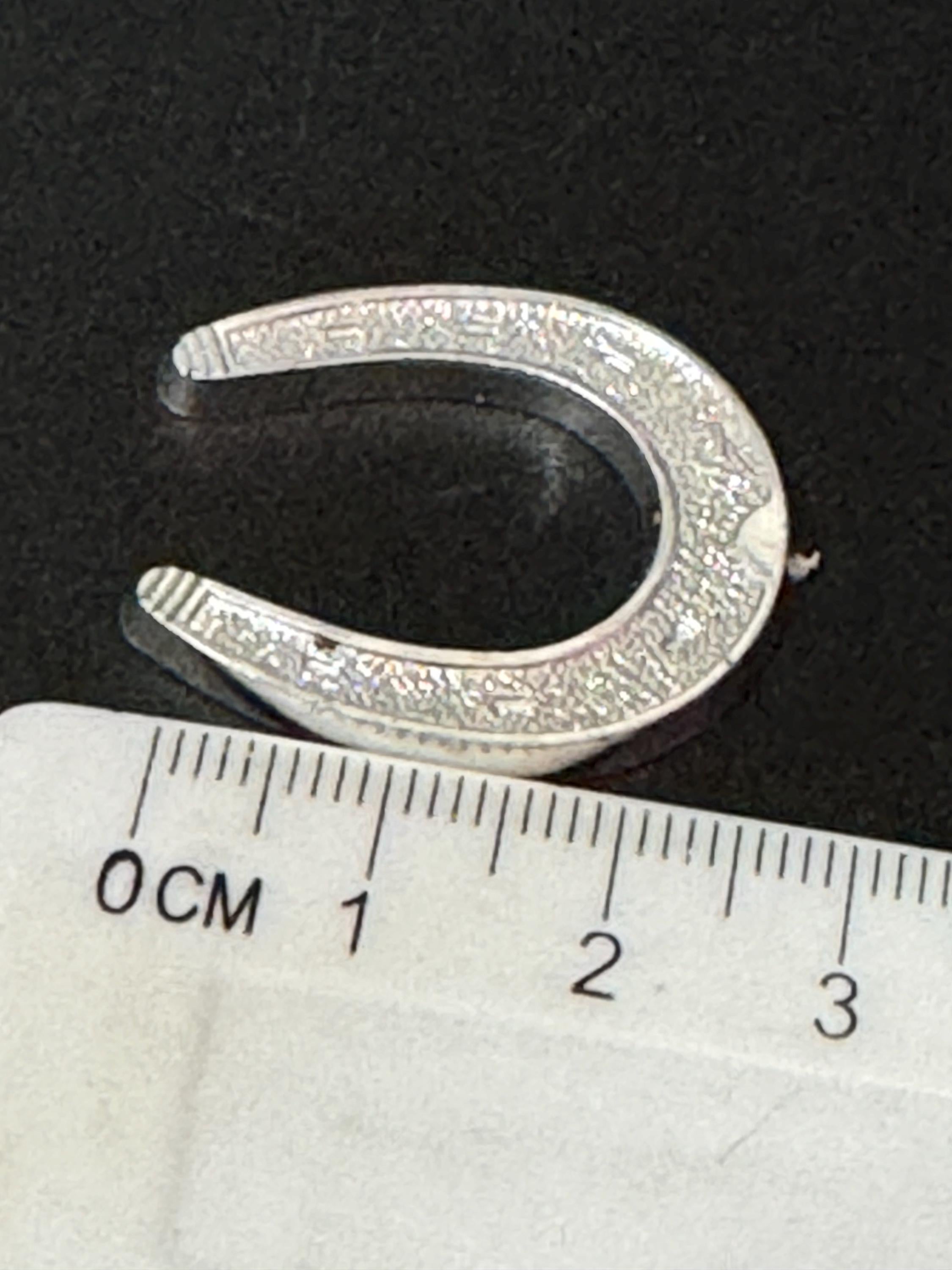 horseshoe Wedding Cake topper decoration Vintage silver plastic 3cm