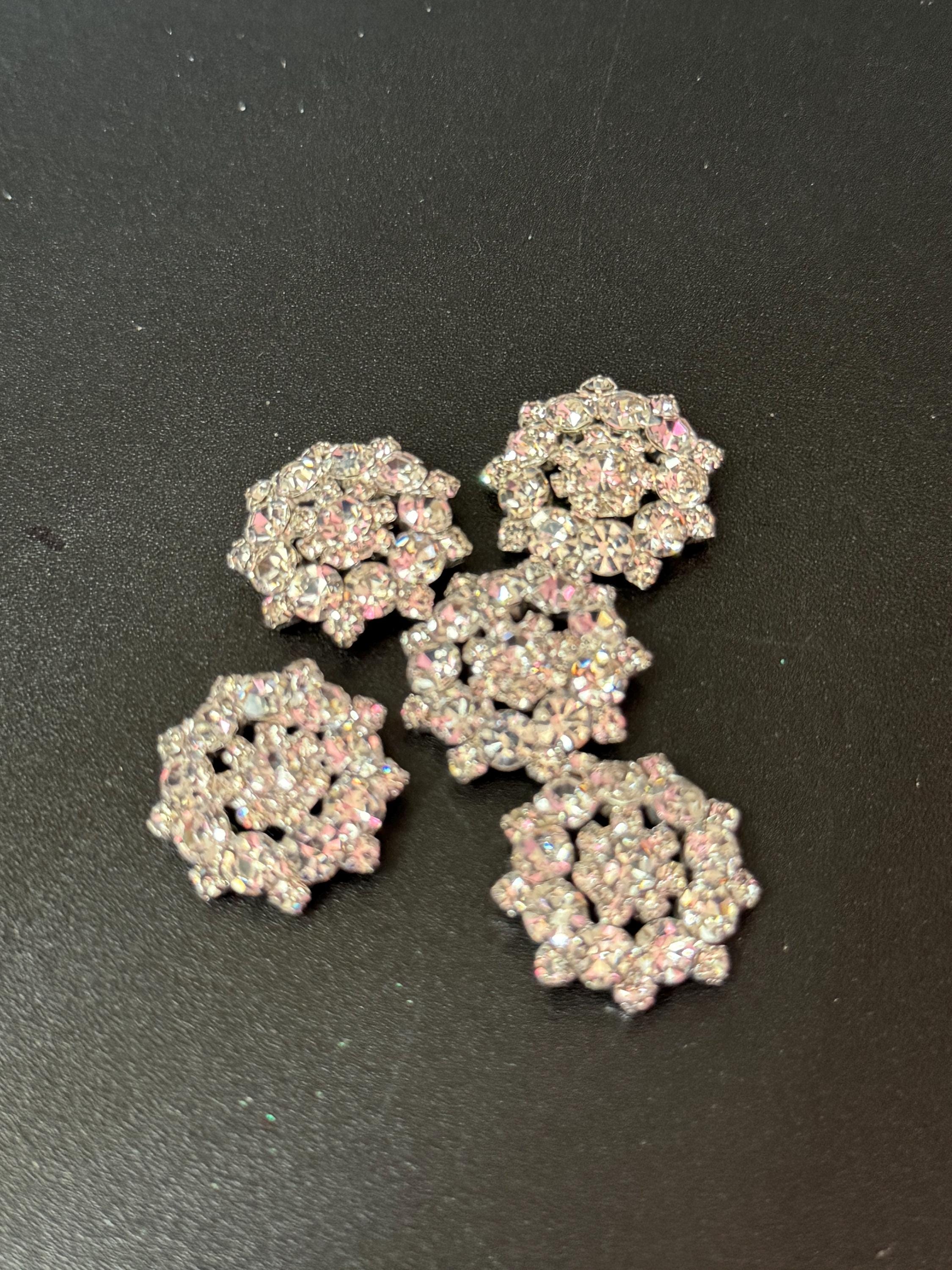 22mm Set of 5 round clear diamanté rhinestone buttons snowflake