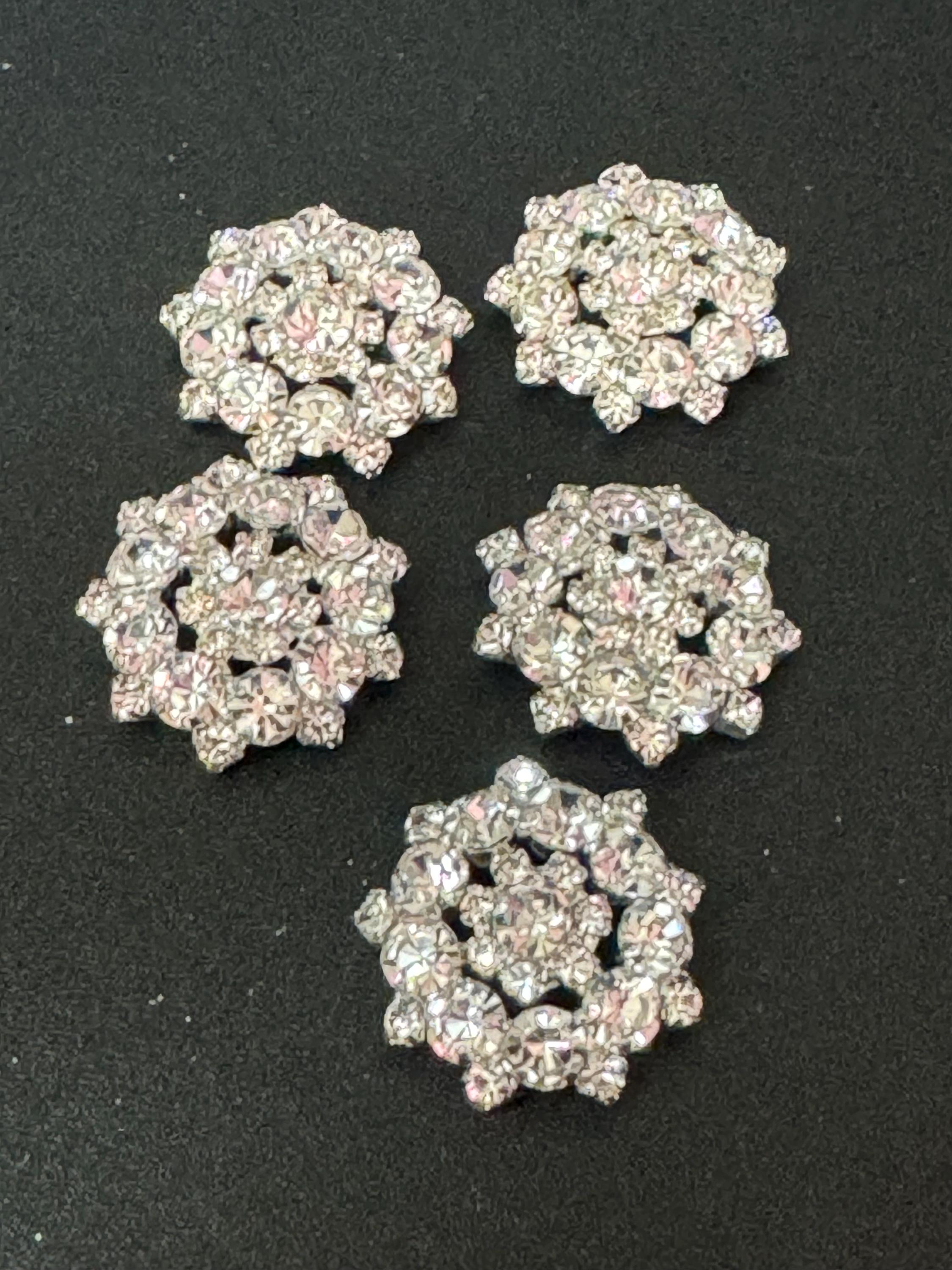 22mm Set of 5 round clear diamanté rhinestone buttons snowflake
