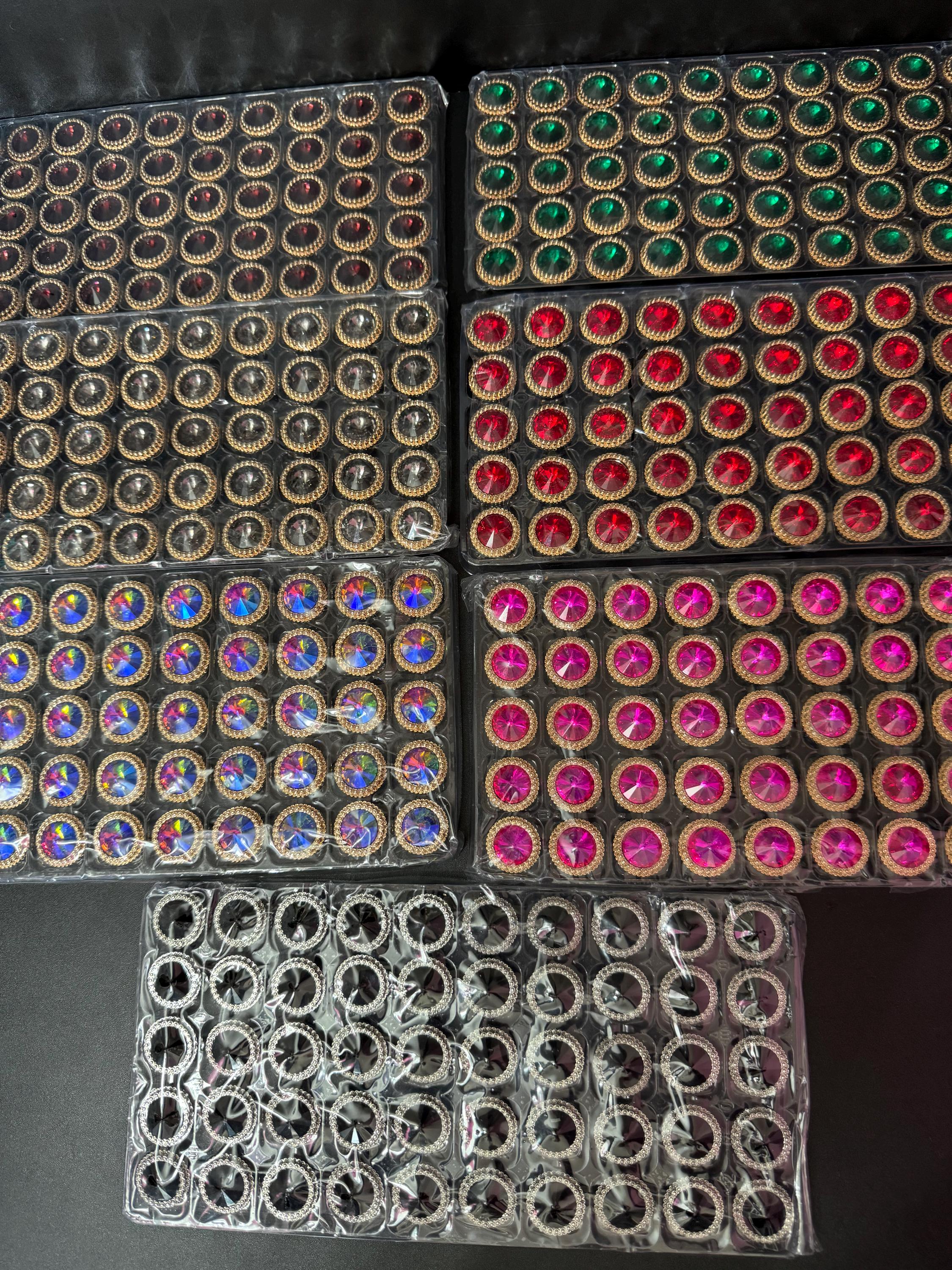 Bright Pink Rivoli Crystal Buttons: Gold Tone Shank (21mm, Pack of 5)