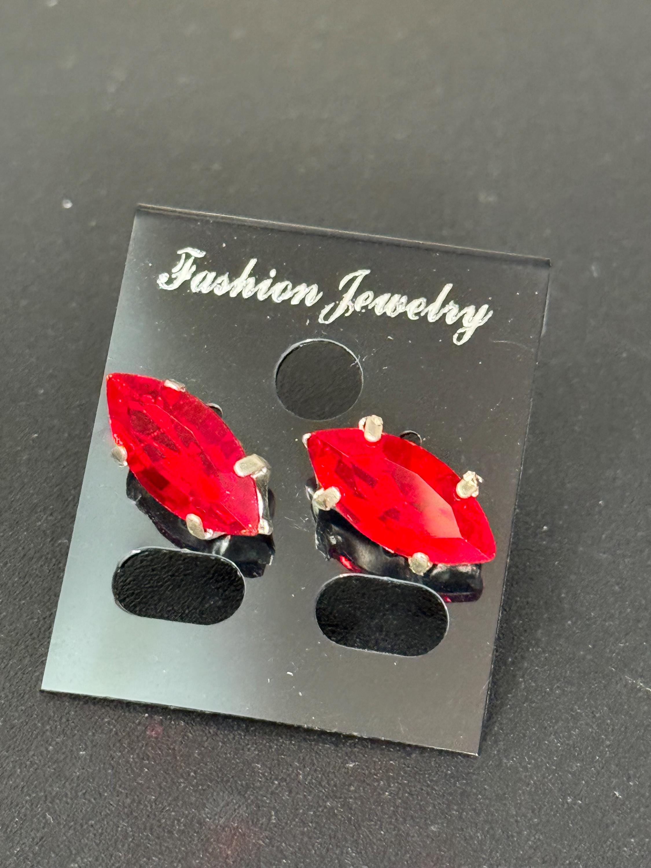 Ruby Red glass diamanté crystal earrings pierced 15mm