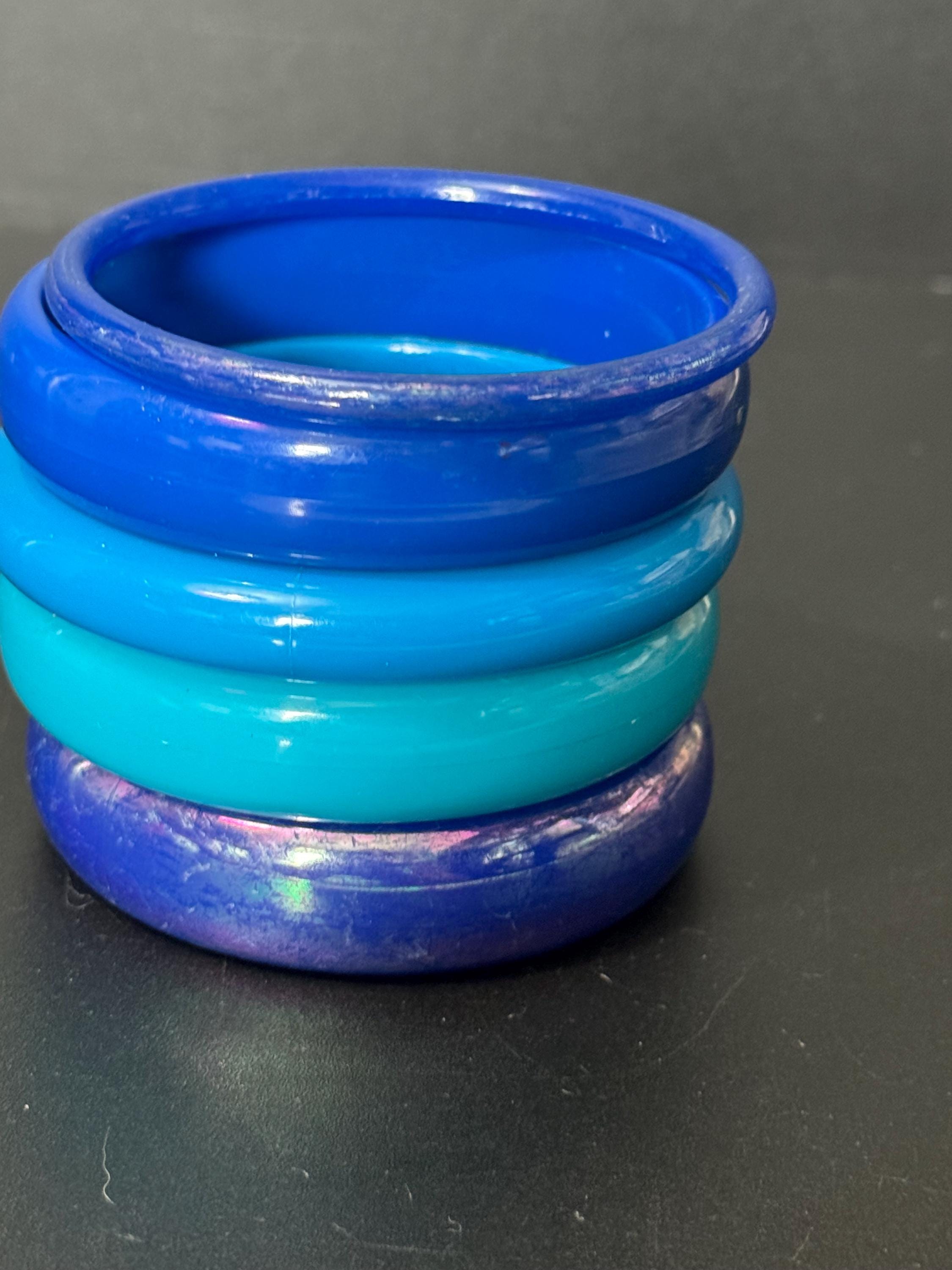 BLUE turquoise stack of vintage retro plastic bangles