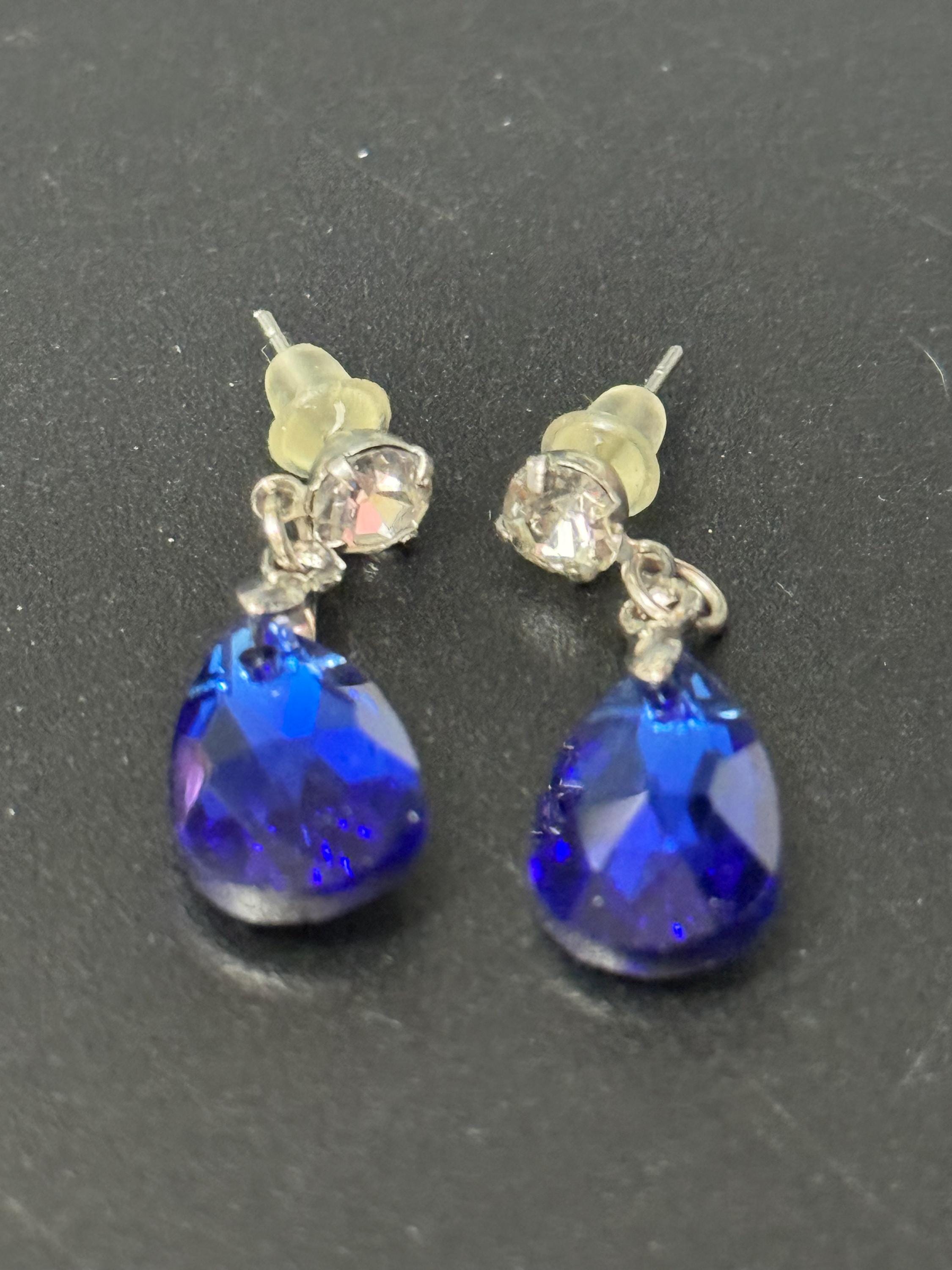 Sapphire blue Coloured Crystal diamanté teardrop dangly earrings retro unused shop stock pierced stainless steel