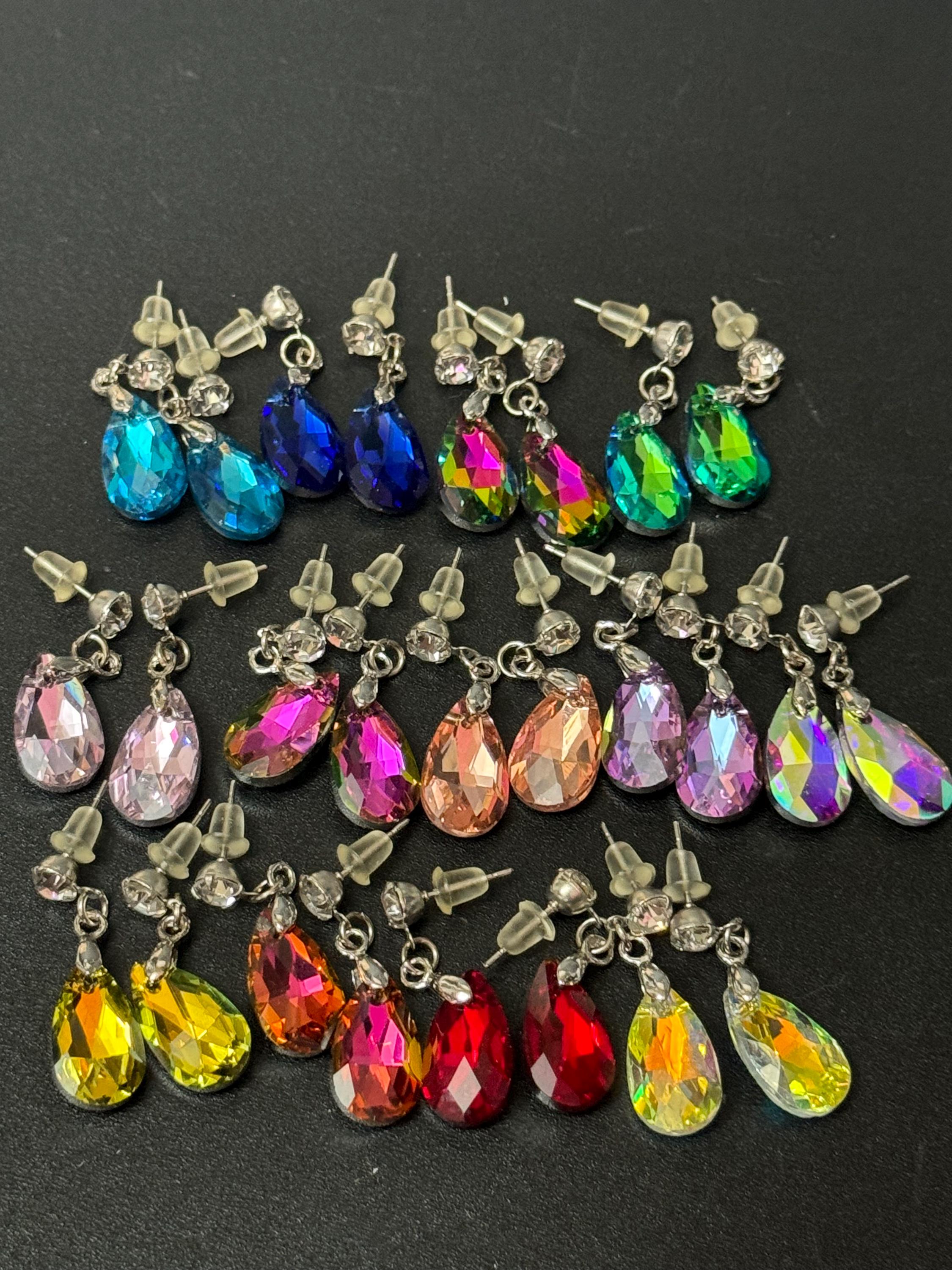Sapphire blue Coloured Crystal diamanté teardrop dangly earrings retro unused shop stock pierced stainless steel