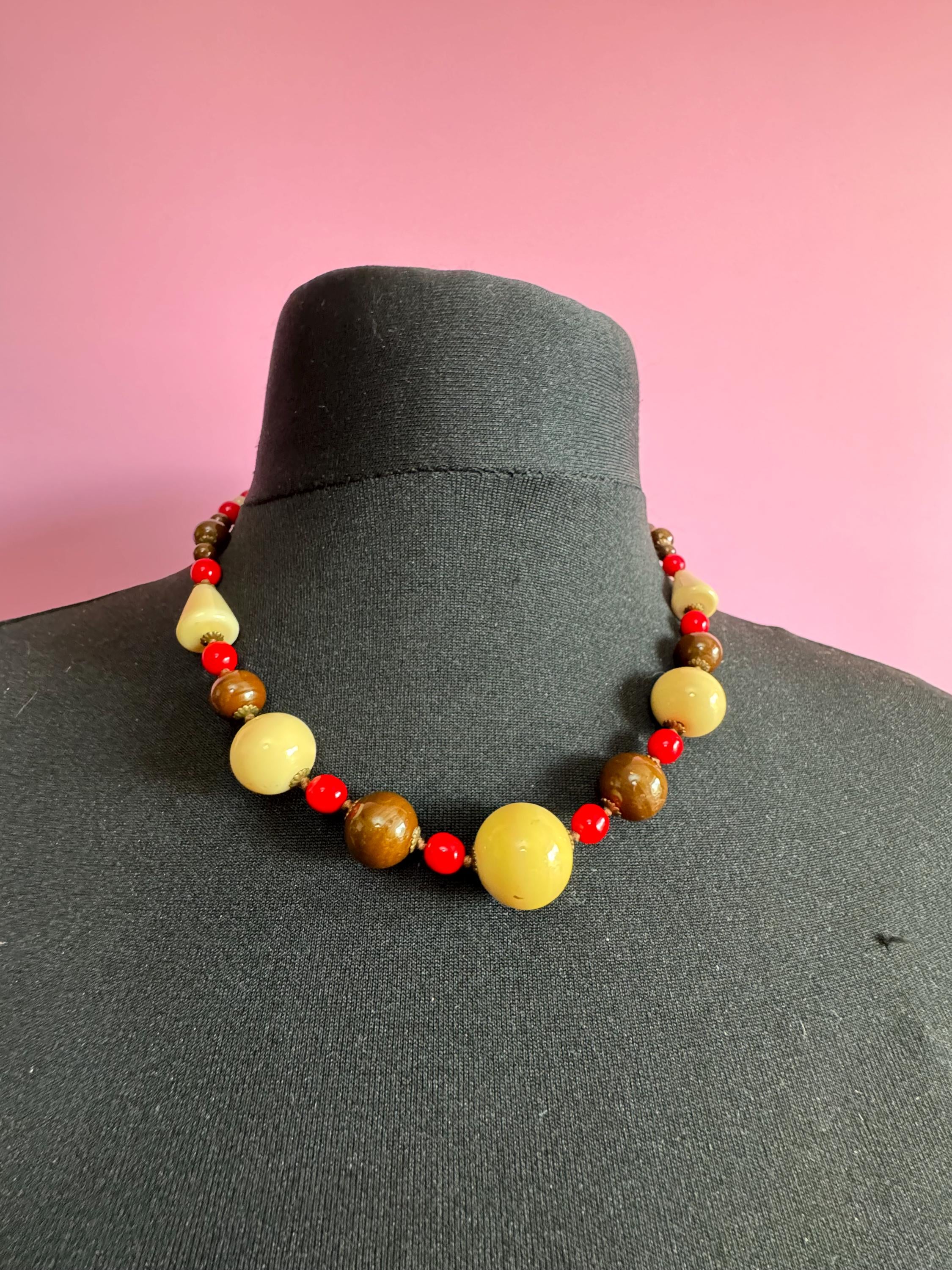 Vintage Art Deco Geometric ceramic beaded necklace red Brown Beige beads
