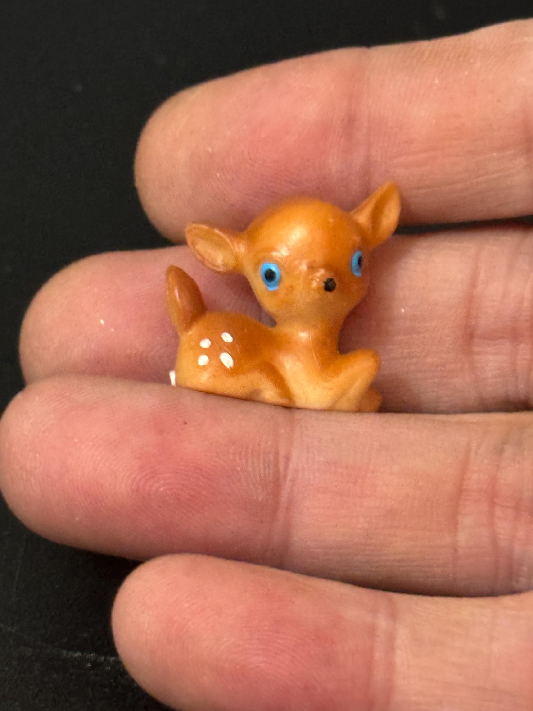 Miniature deer cake topper cute sitting fawn Bambi plastic cake decoration christmas