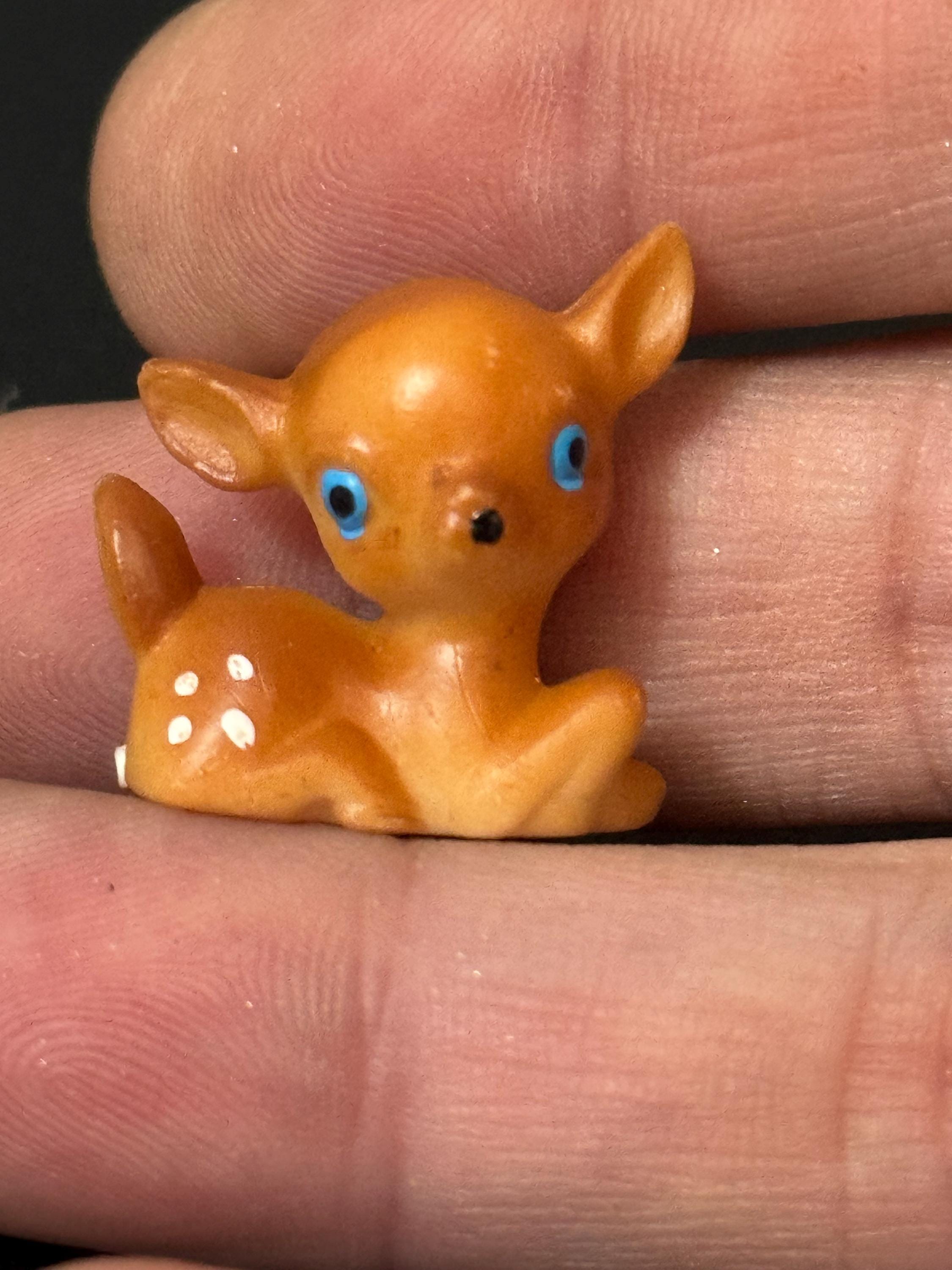 Miniature deer cake topper cute sitting fawn Bambi plastic cake decoration christmas