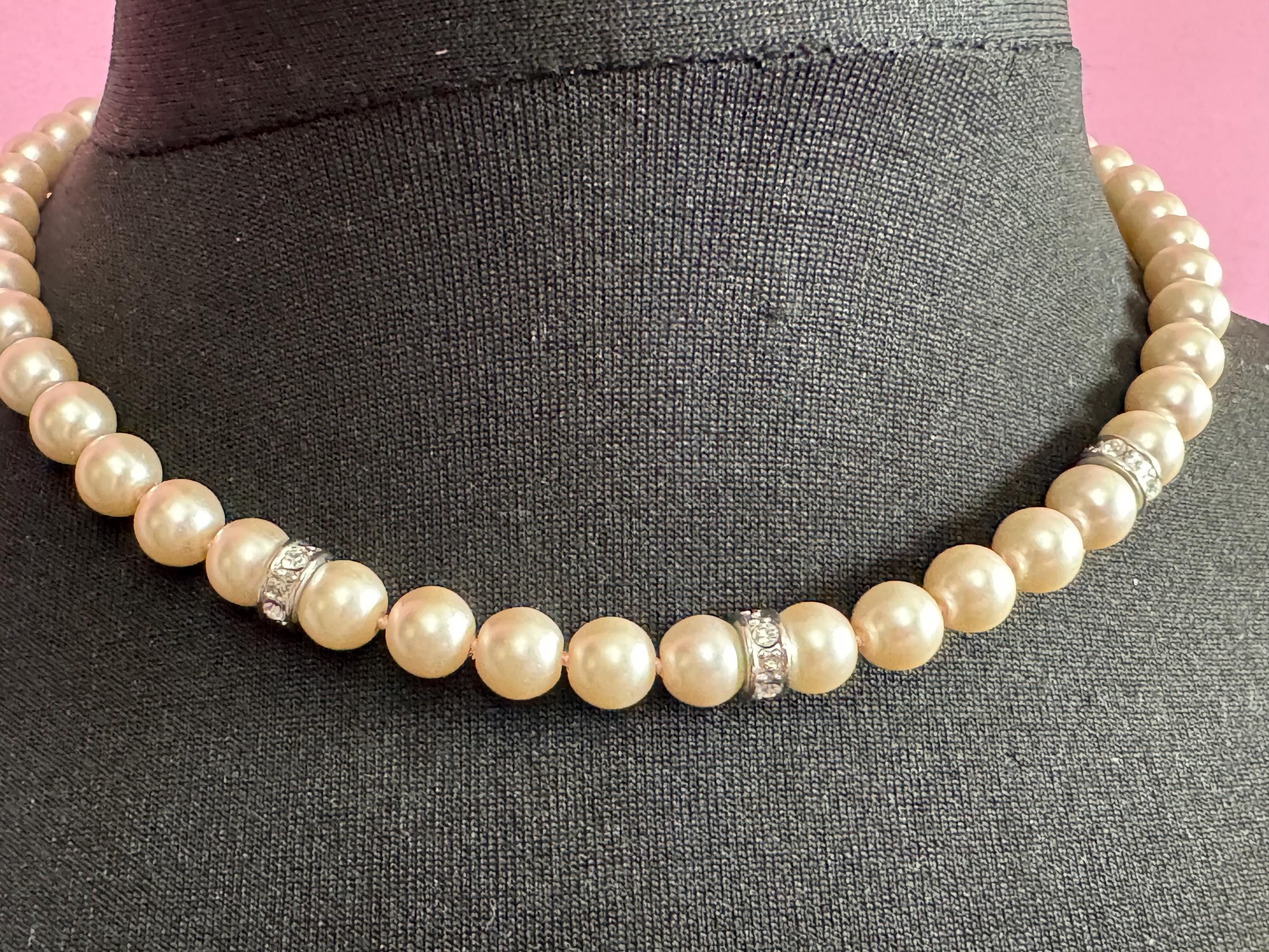 retro diamanté knotted glass pearl necklace modernist silver tone clasp 47cm 8mm beads