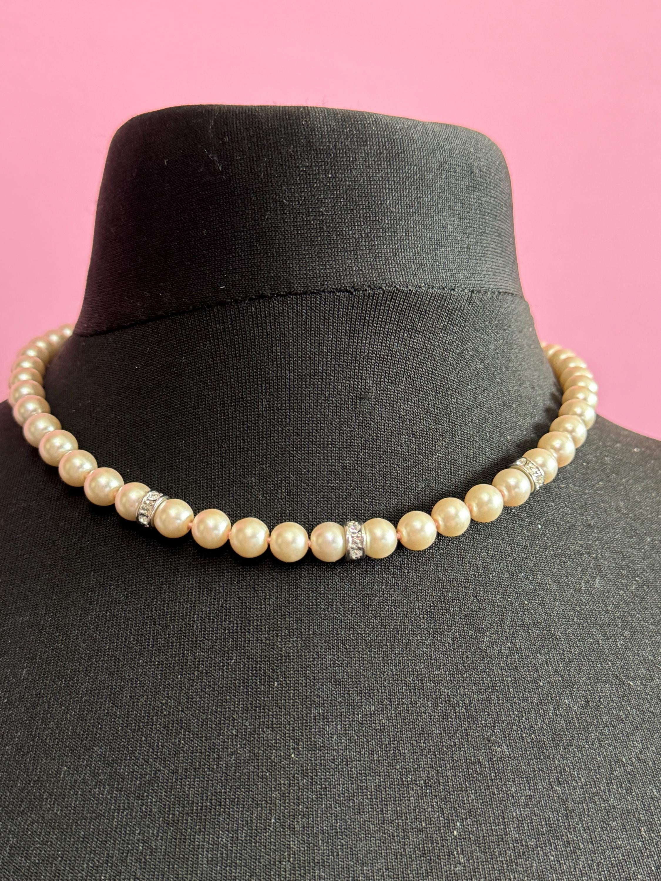 retro diamanté knotted glass pearl necklace modernist silver tone clasp 47cm 8mm beads