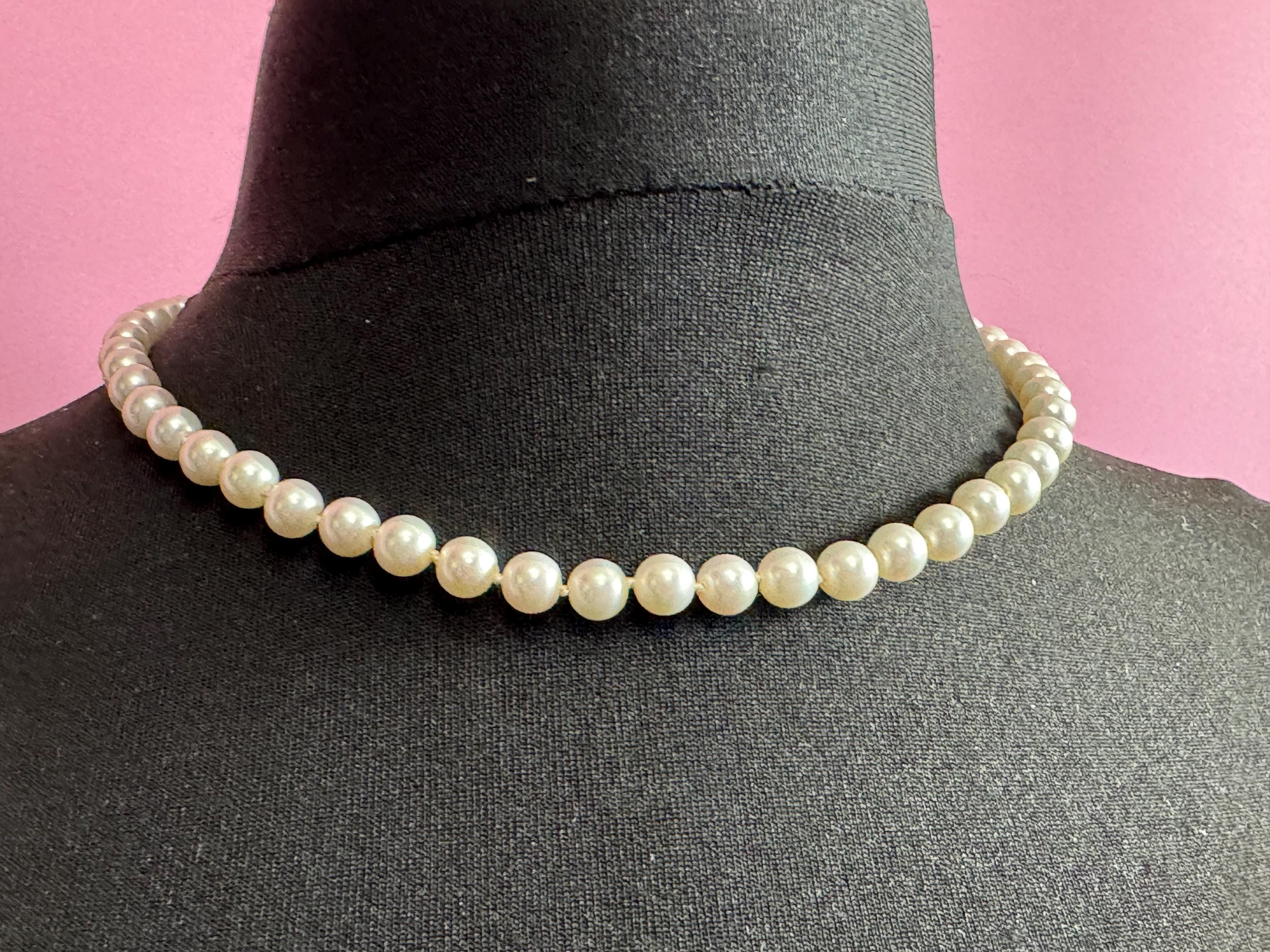 vintage white knotted glass pearl necklace modernist gold tone safety chain clasp 46cm 8mm beads