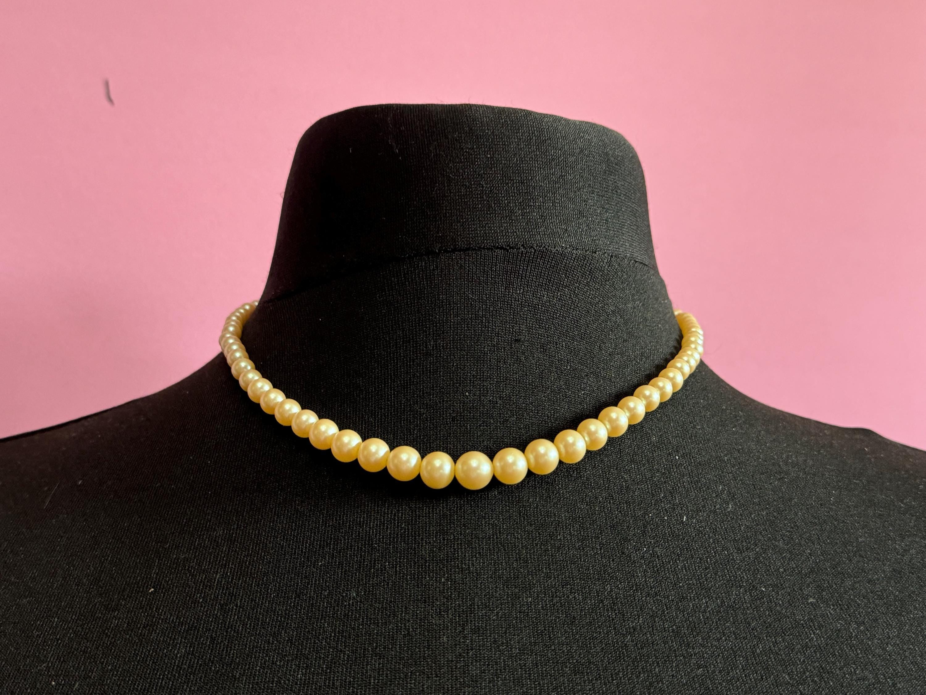 Signed Rosita Vintage cream glass graduated pearl necklace silver tone diamanté clasp 44cm
