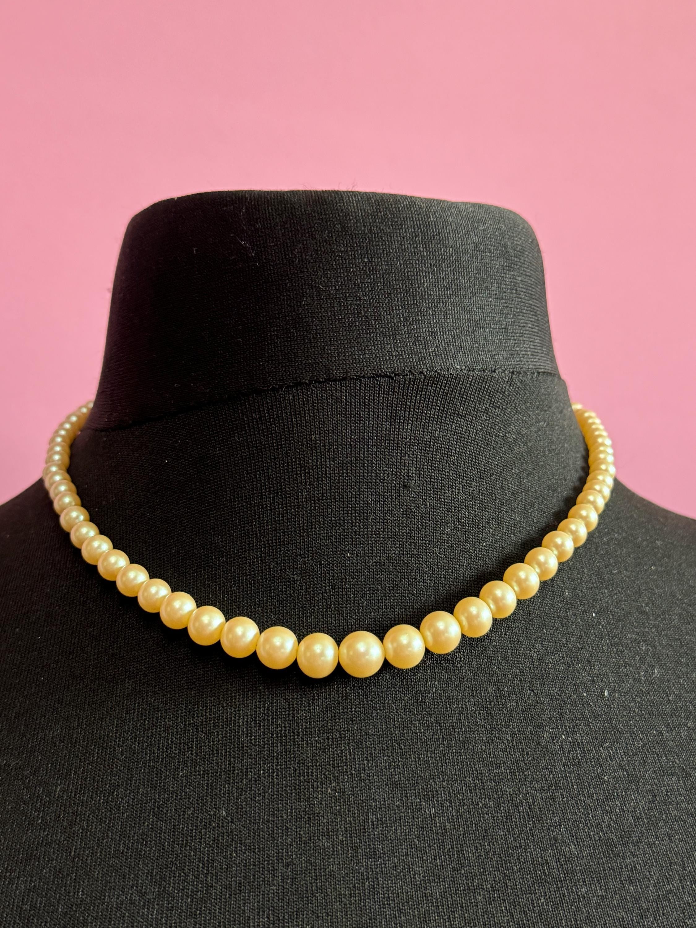Signed Rosita Vintage cream glass graduated pearl necklace silver tone diamanté clasp 44cm