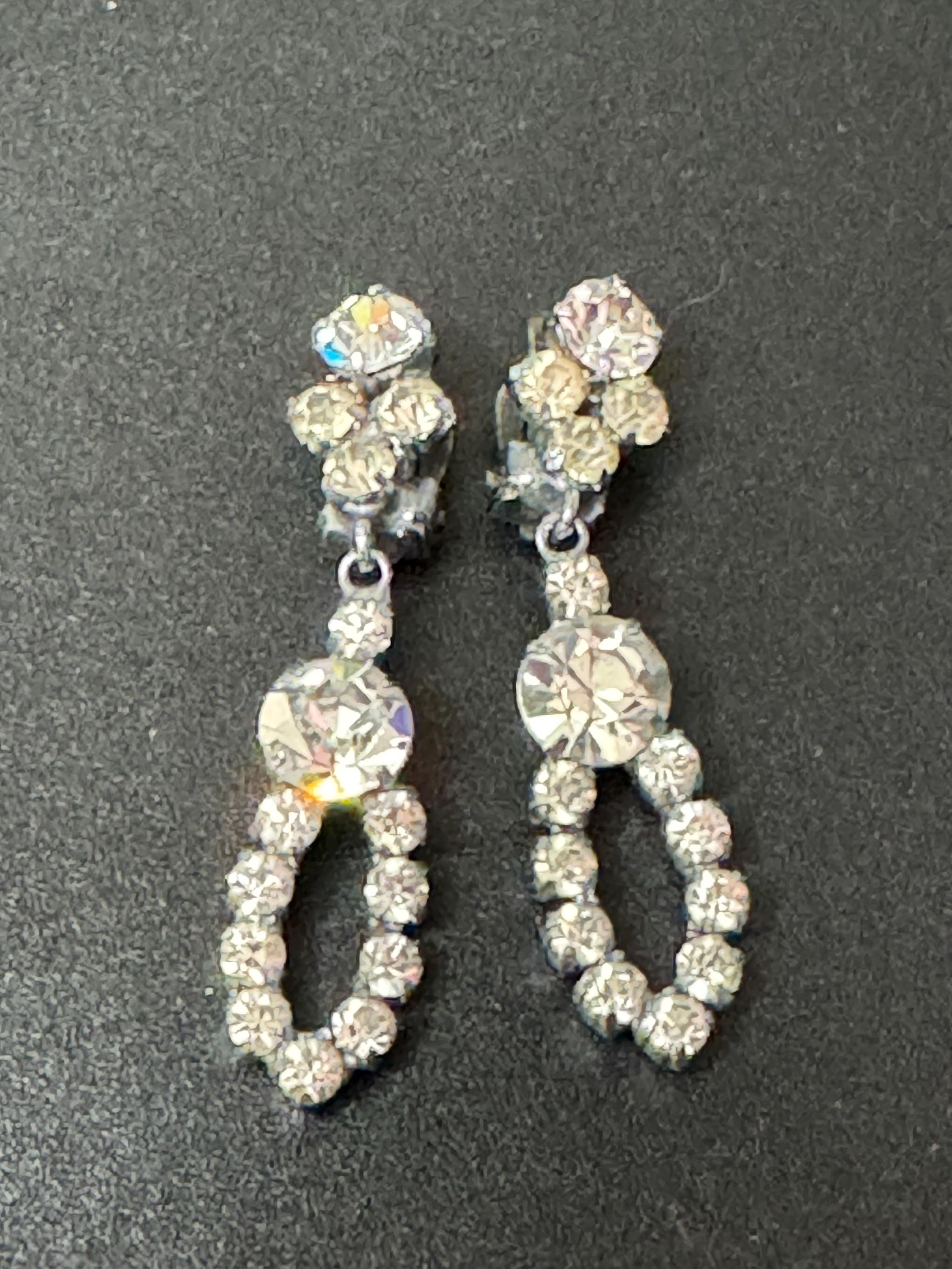 Vintage clear Diamanté Paste long Clip On Drop Earrings