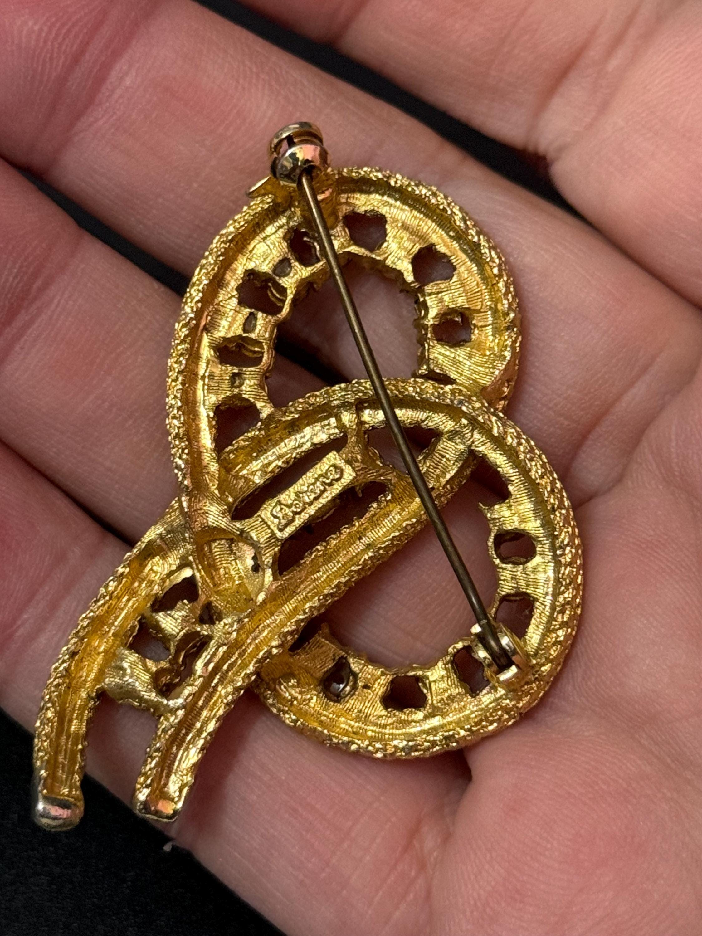 Sapphire gold mesh bow brooch , blue rhinestones