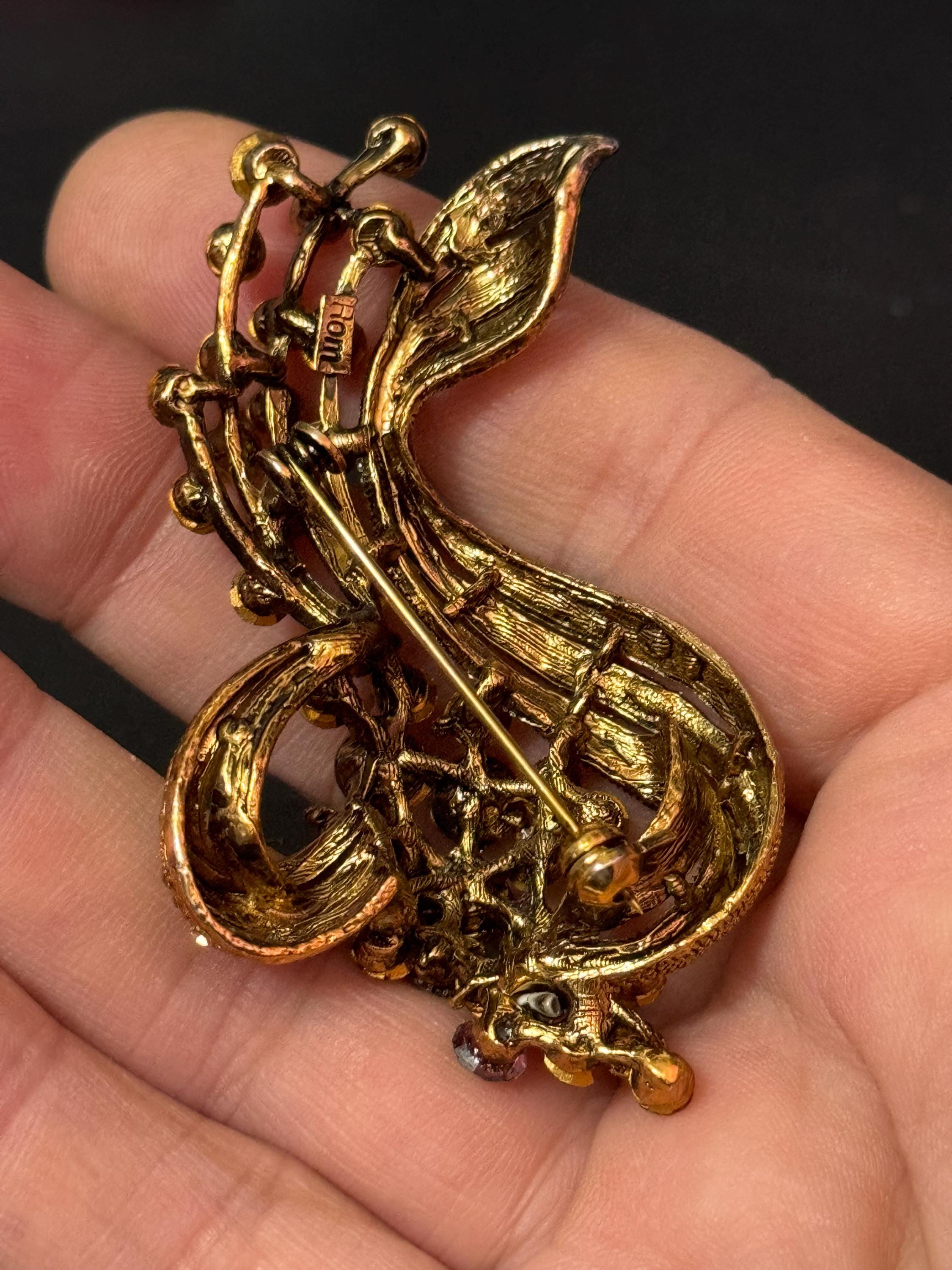 Signed ROM Canadian Vintage amethyst purple copper tone floral Brooch