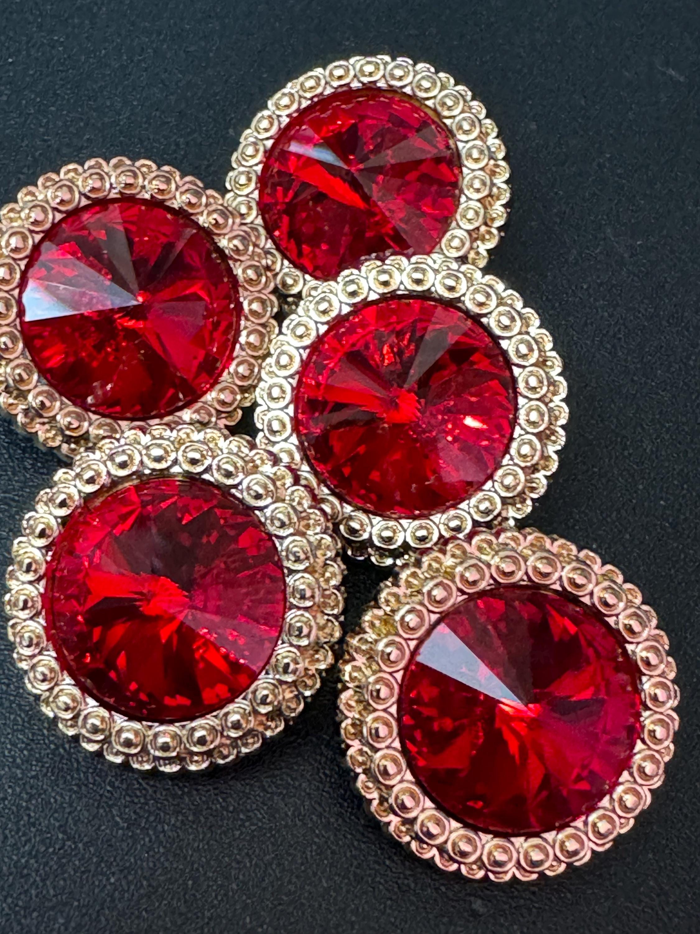 21mm RUBY RED Rivoli Crystal glass buttons pack of 5, metal shank gold tone metal