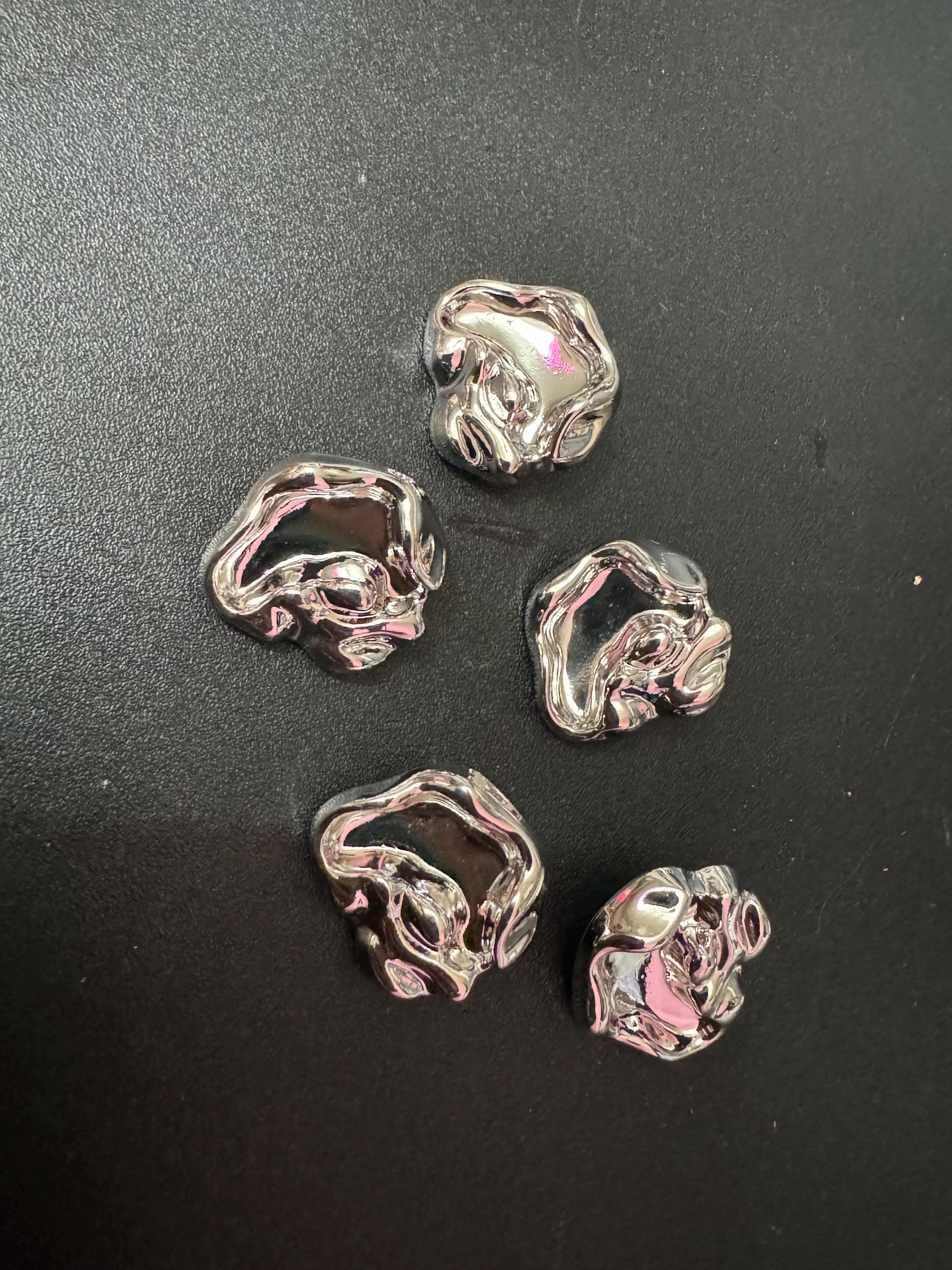 19mm silver tone irregular shaped metal buttons 5 pack