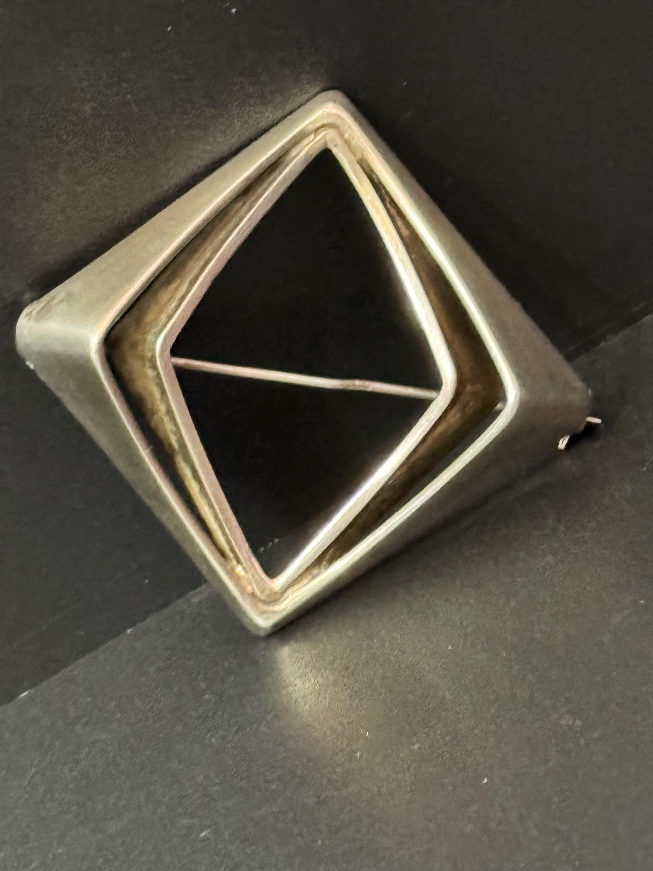 Norwegian solid silver 'Amphi' brooch by Odvar Pettersen