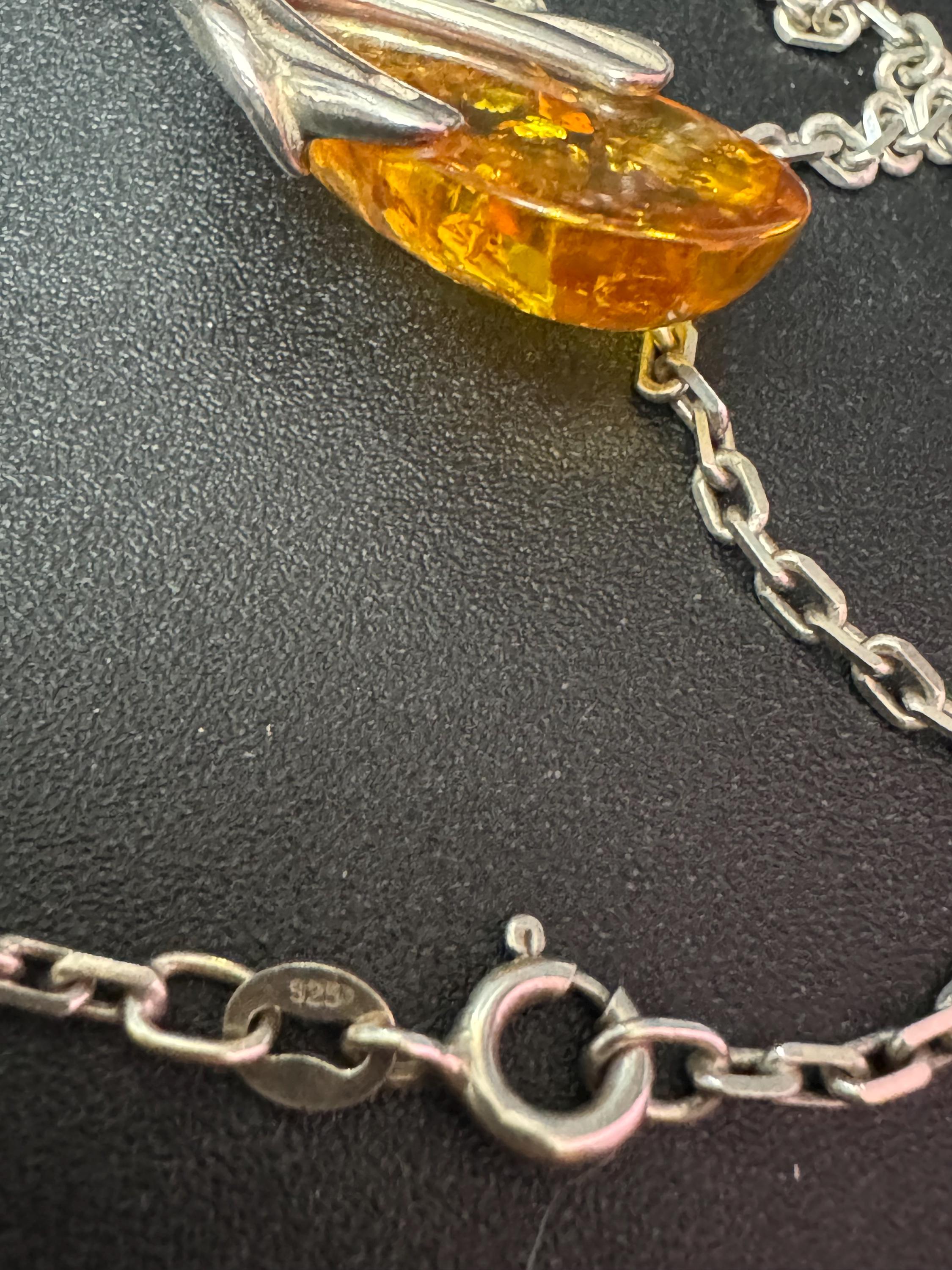Natural Amber gem set teardrop Pendant and chain necklace Sterling 925 Silver gemstone resin jewellery 9.5 grams