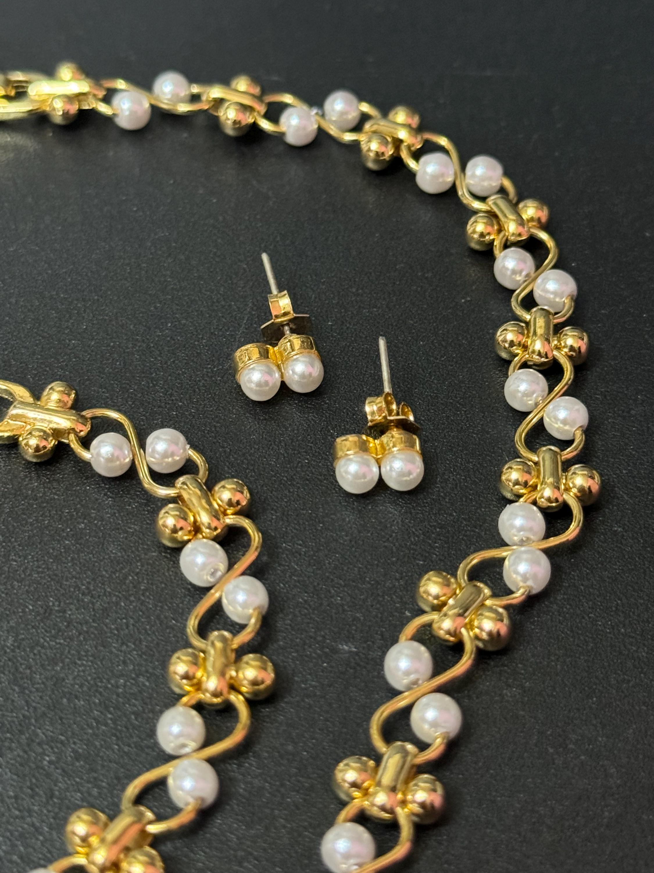 ADRIEN Mann boxed gold plated rhinestone panther link jewellery set necklace bracelet and earrings