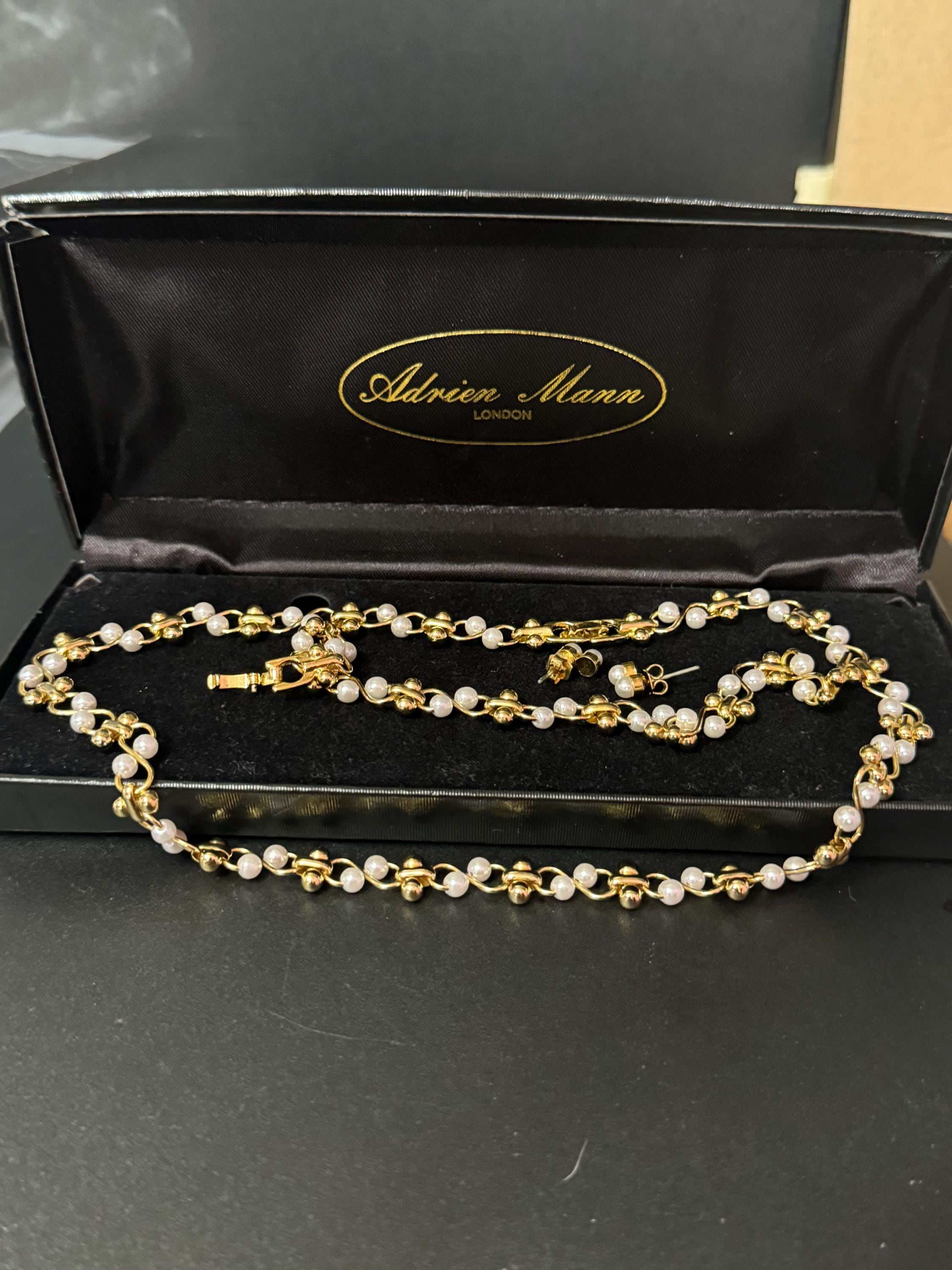 ADRIEN Mann boxed gold plated rhinestone panther link jewellery set necklace bracelet and earrings