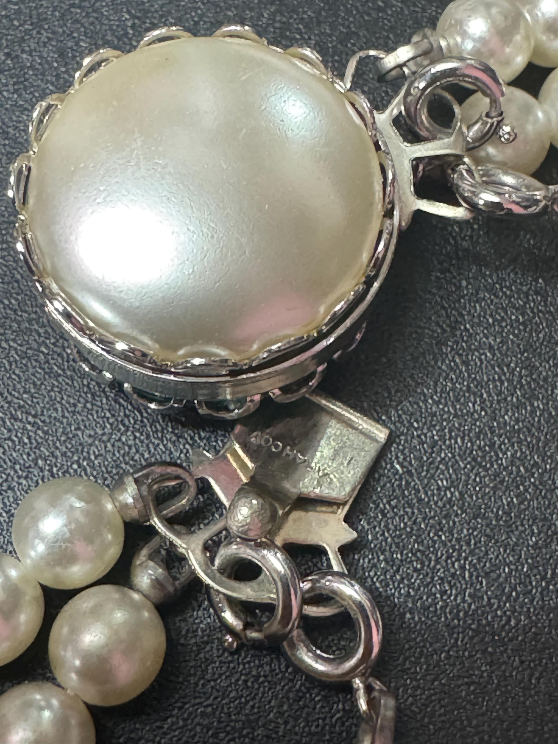 Vintage sarah Coventry faux pearl multi strand 3 row collar necklace reversable clasp green