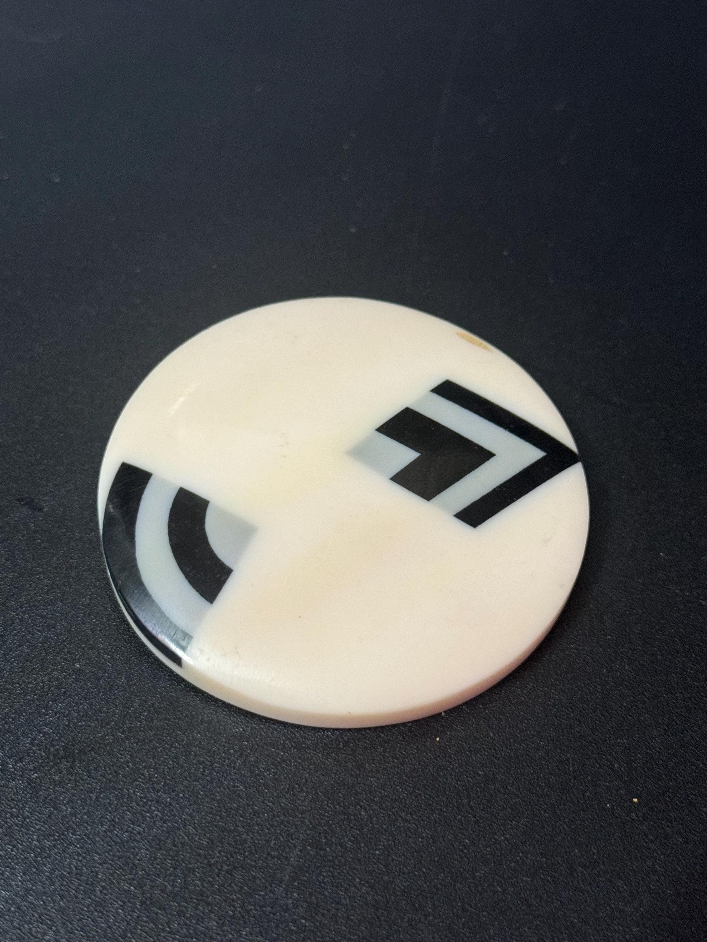 Oversized 6cm Art Deco large round disc cream black and silver geometric brooch , early plastic