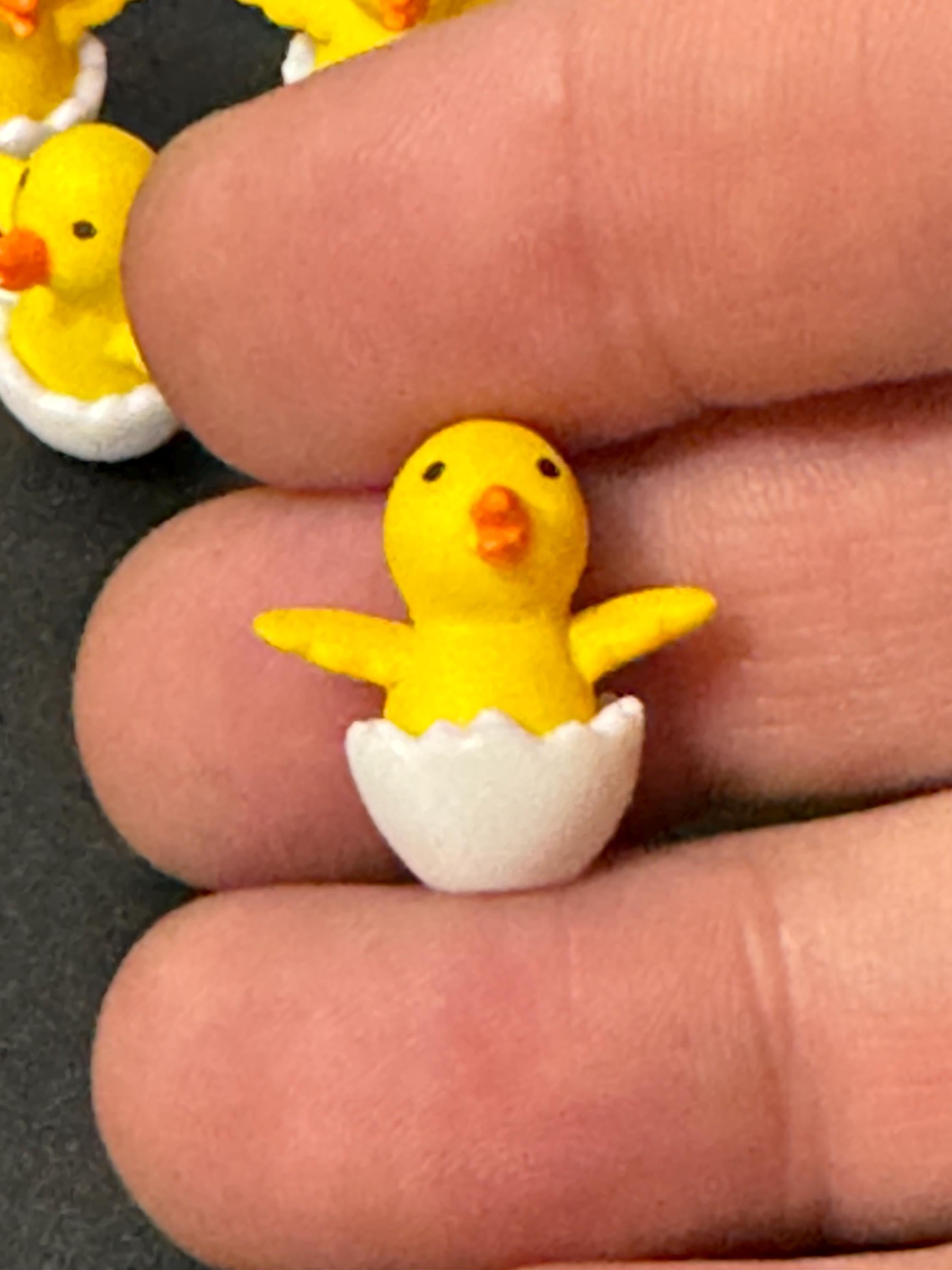5 x miniature hatching duckling ducks cake toppers fairy garden farmyard dollshouse decorations