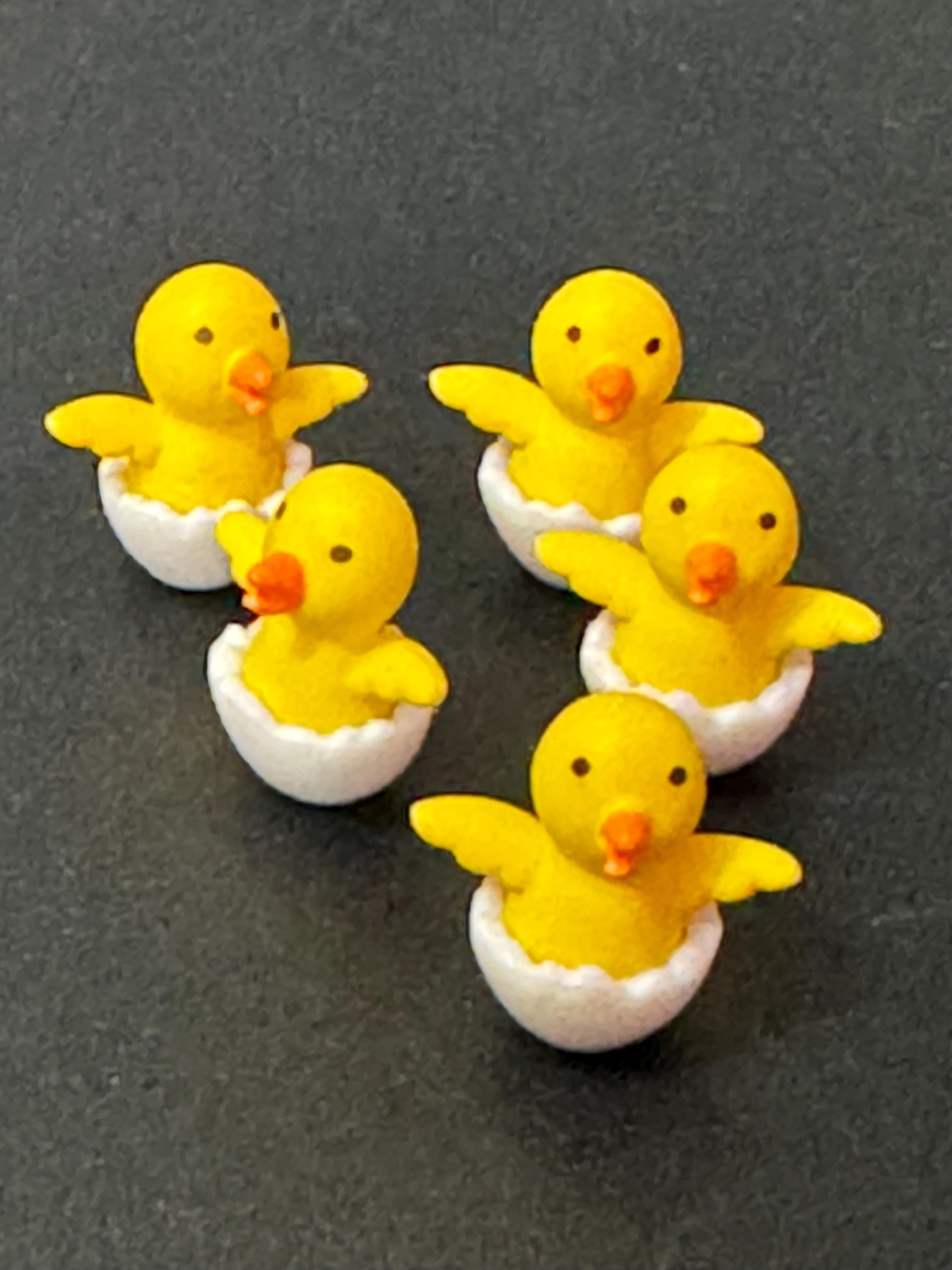 5 x miniature hatching duckling ducks cake toppers fairy garden farmyard dollshouse decorations