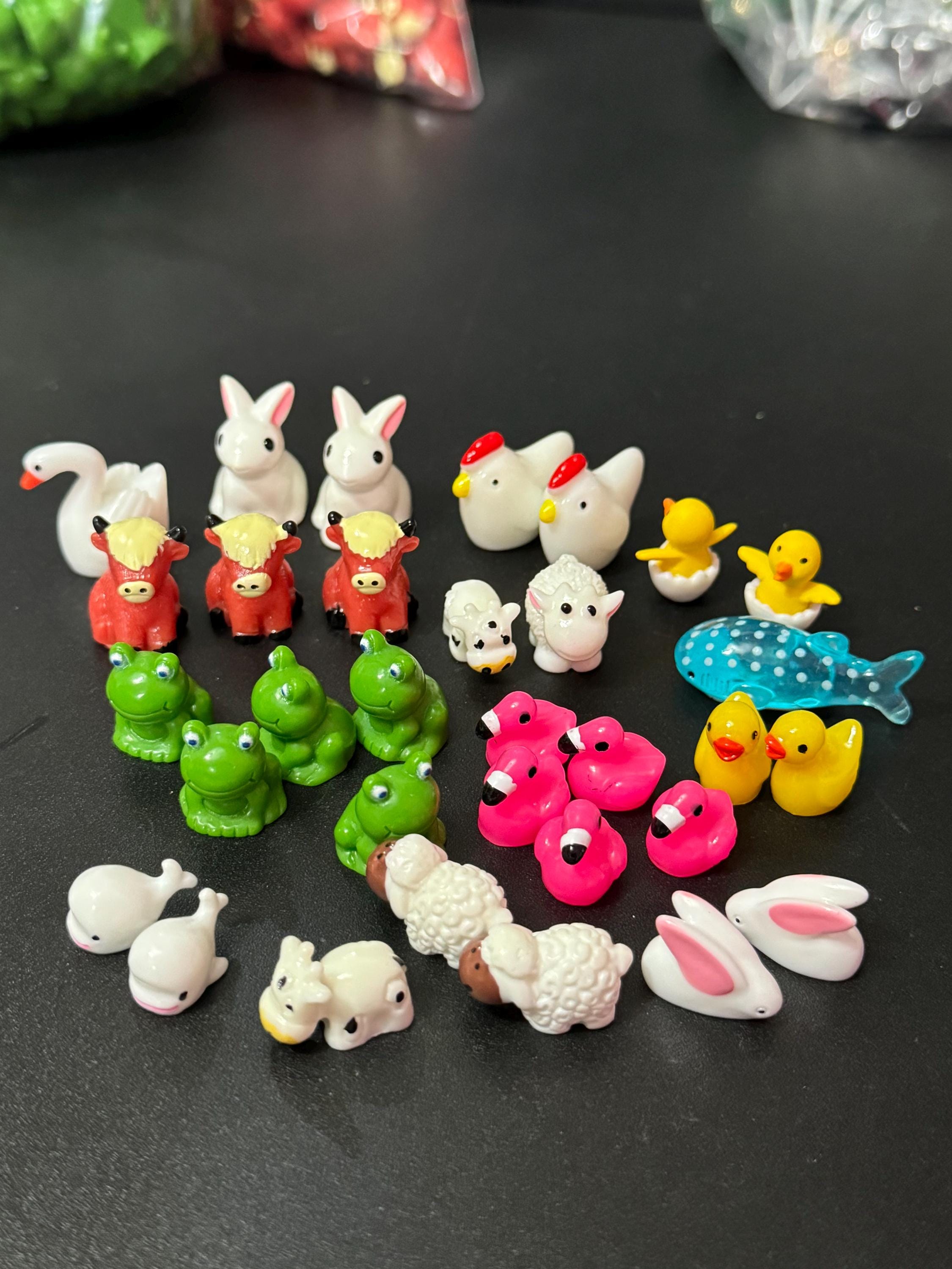 5 x miniature hatching duckling ducks cake toppers fairy garden farmyard dollshouse decorations