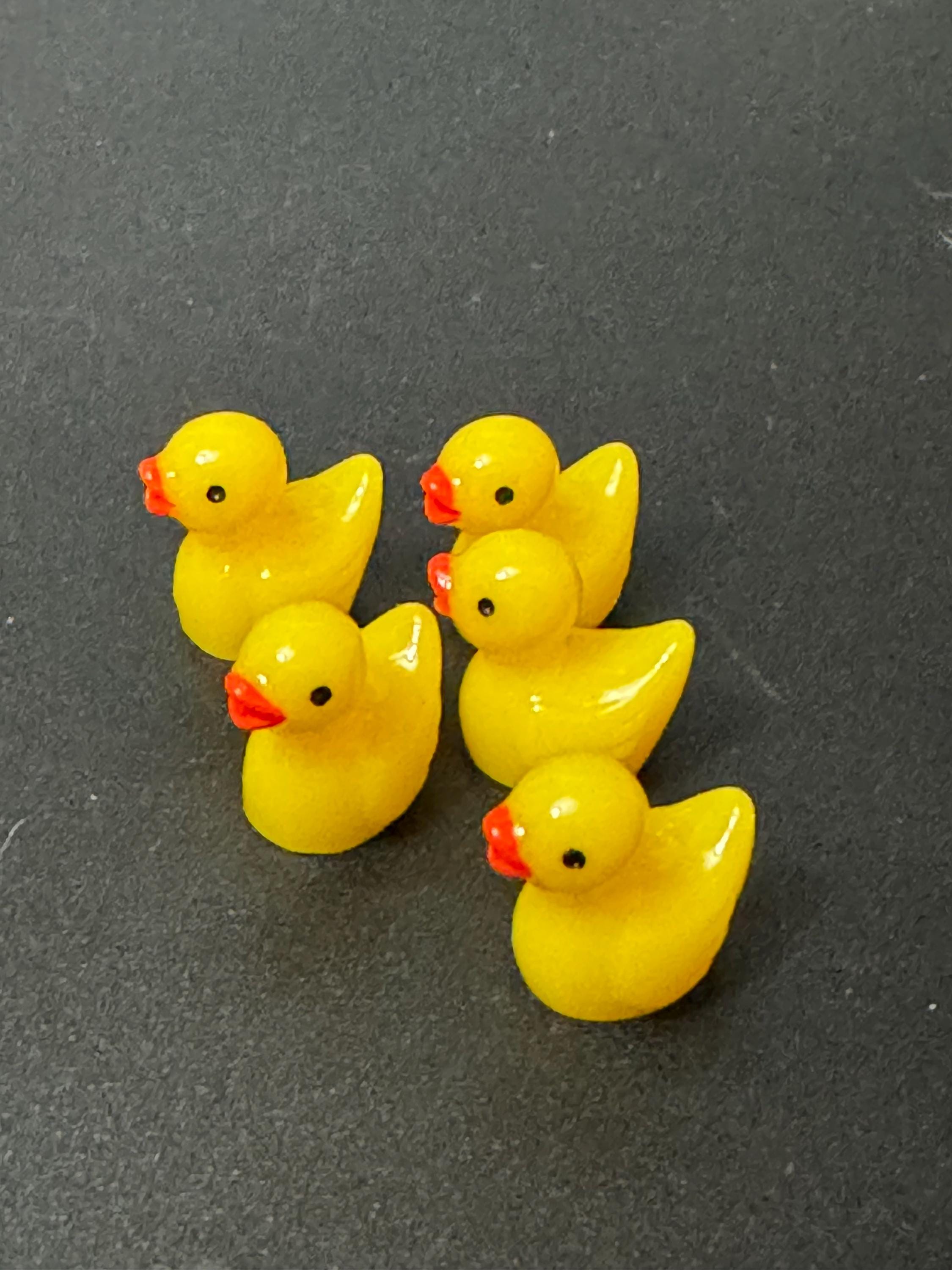 5 x miniature ducks cake toppers fairy garden farmyard dollshouse decorations